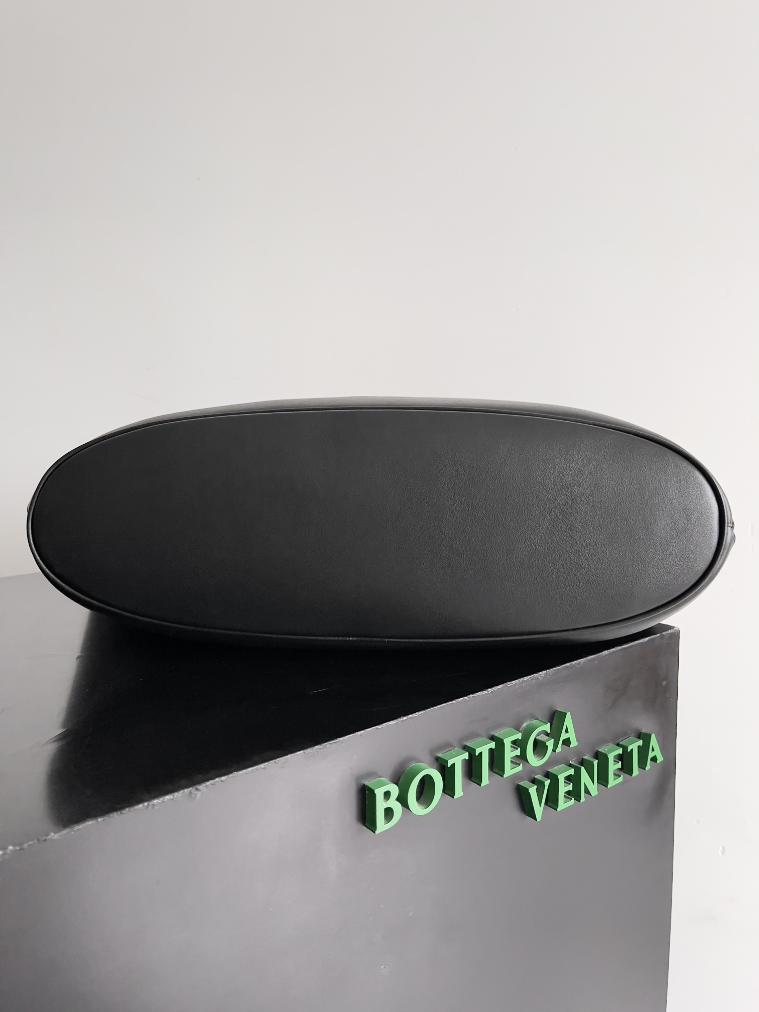 b0tte*a Ven*ta tote-32.5*16.5*1cm