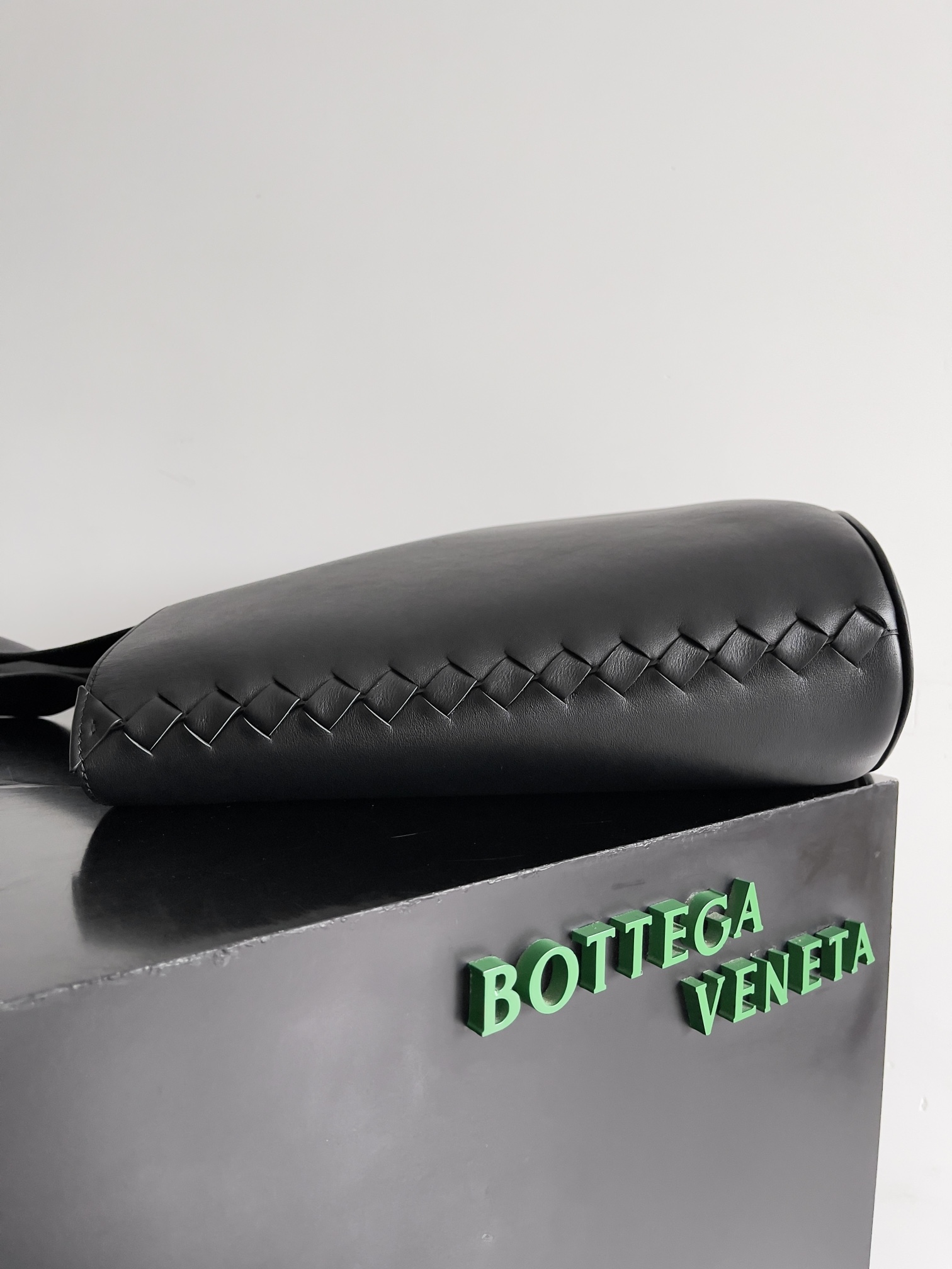 b0tte*a Ven*ta tote-32.5*16.5*1cm