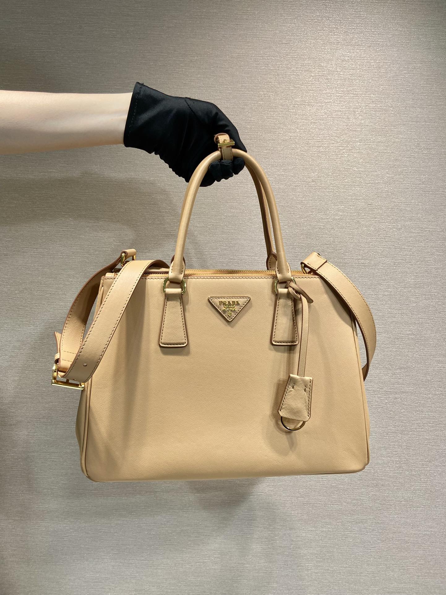 Pra*a borsa galleria in saffiano 1ba863-28*20*12&32*22.5*13.5cm