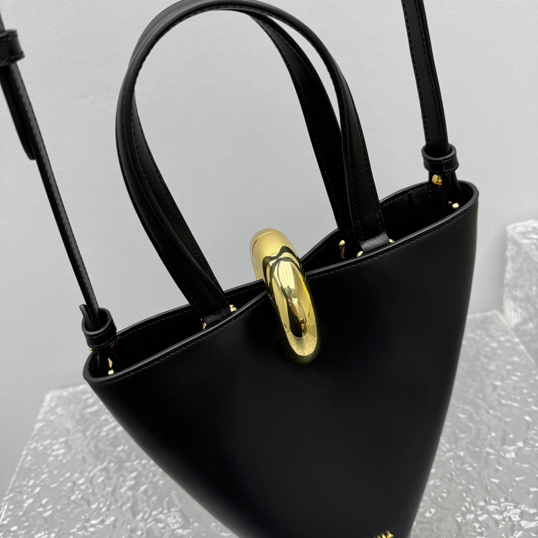 Ja*qvemvs le petit bambo bag-10*10*20cm