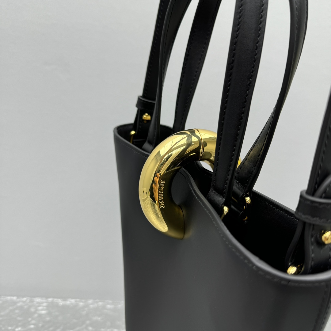 Ja*qvemvs le petit bambo bag-10*10*20cm