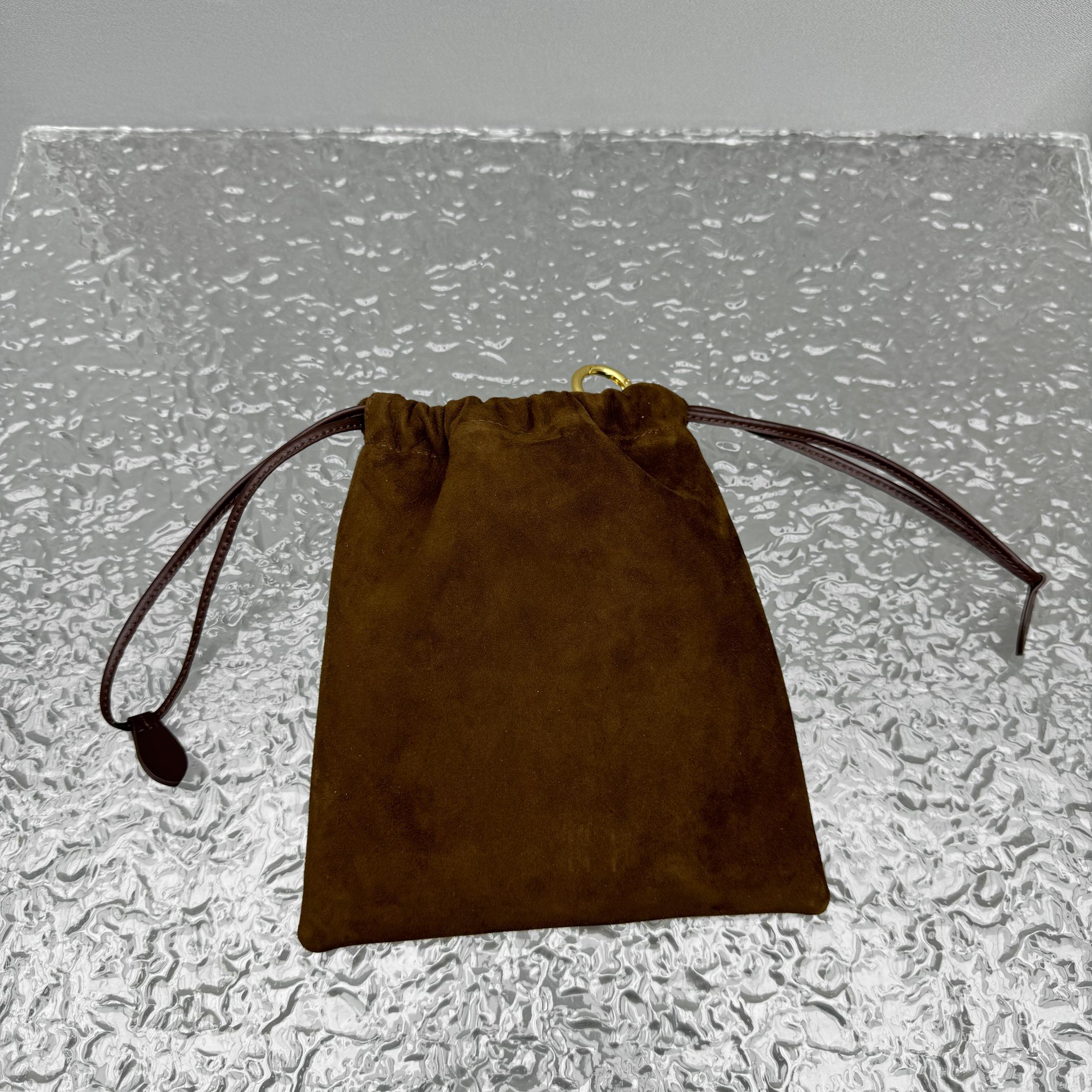 M*um*u joie pouch-18*20cm