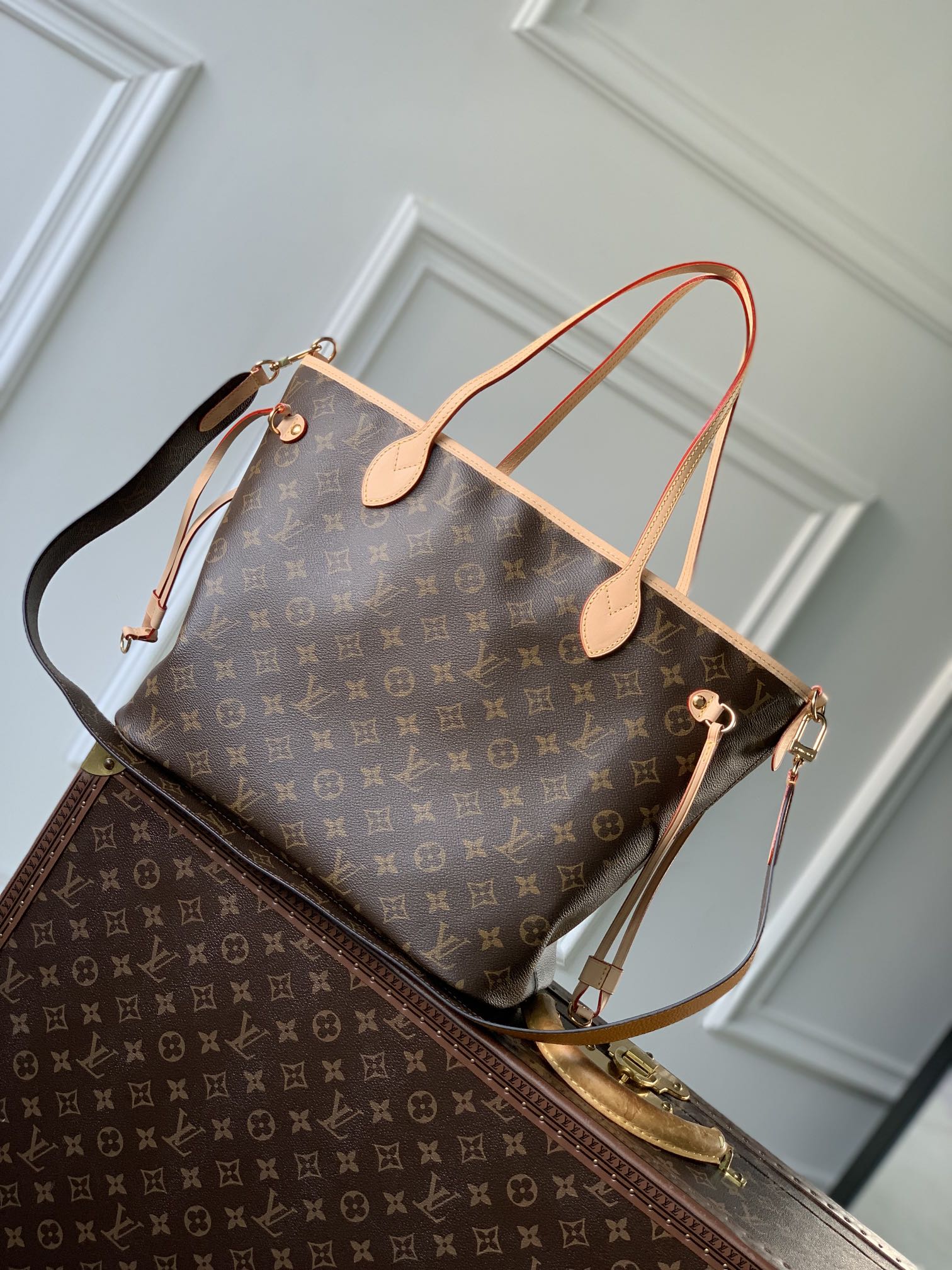 l0*is V*t0n neverfull bandoulière inside out-m11947-28 x 14 x 31cm