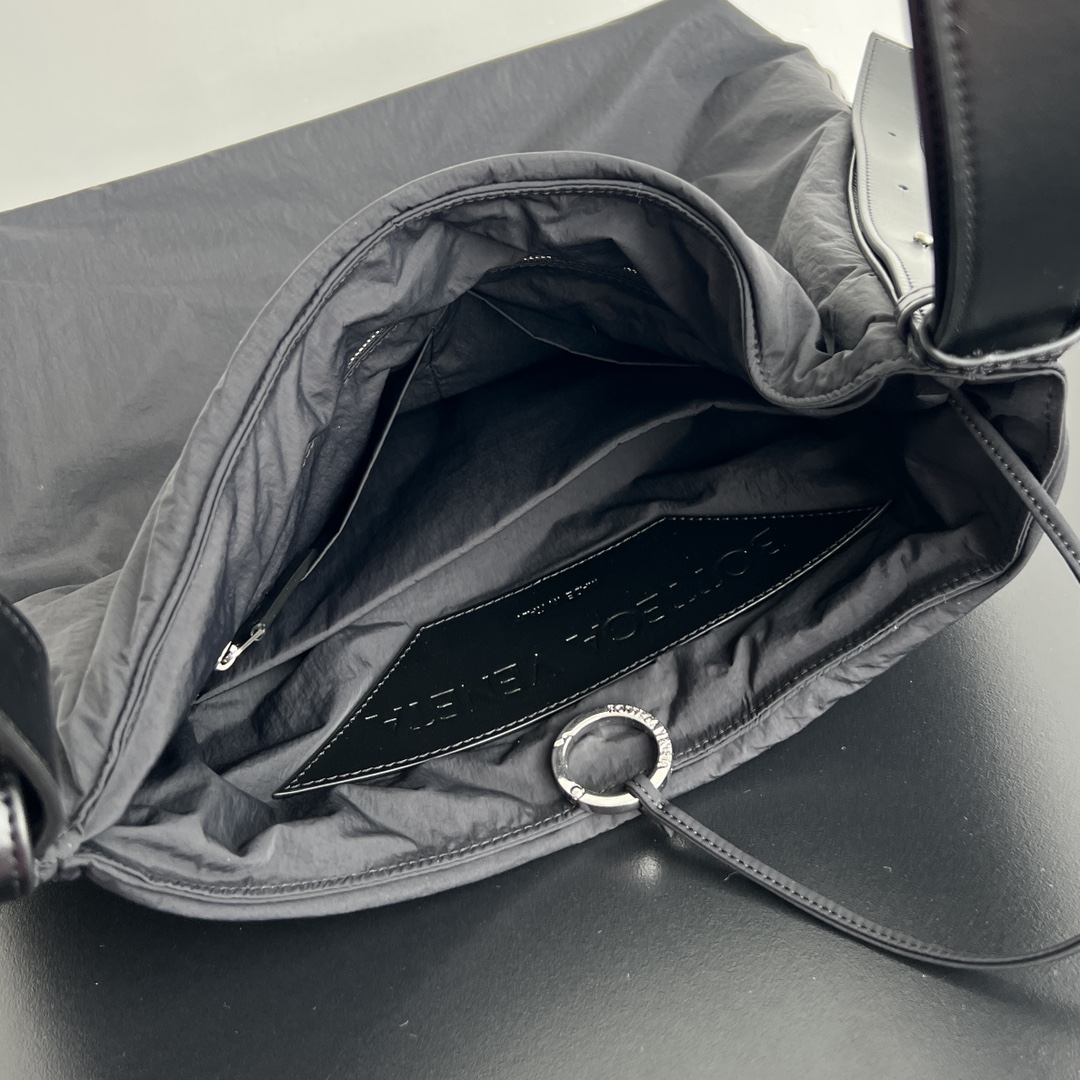 b0tte*a Ven*ta large crossroad bag-45*43*12cm