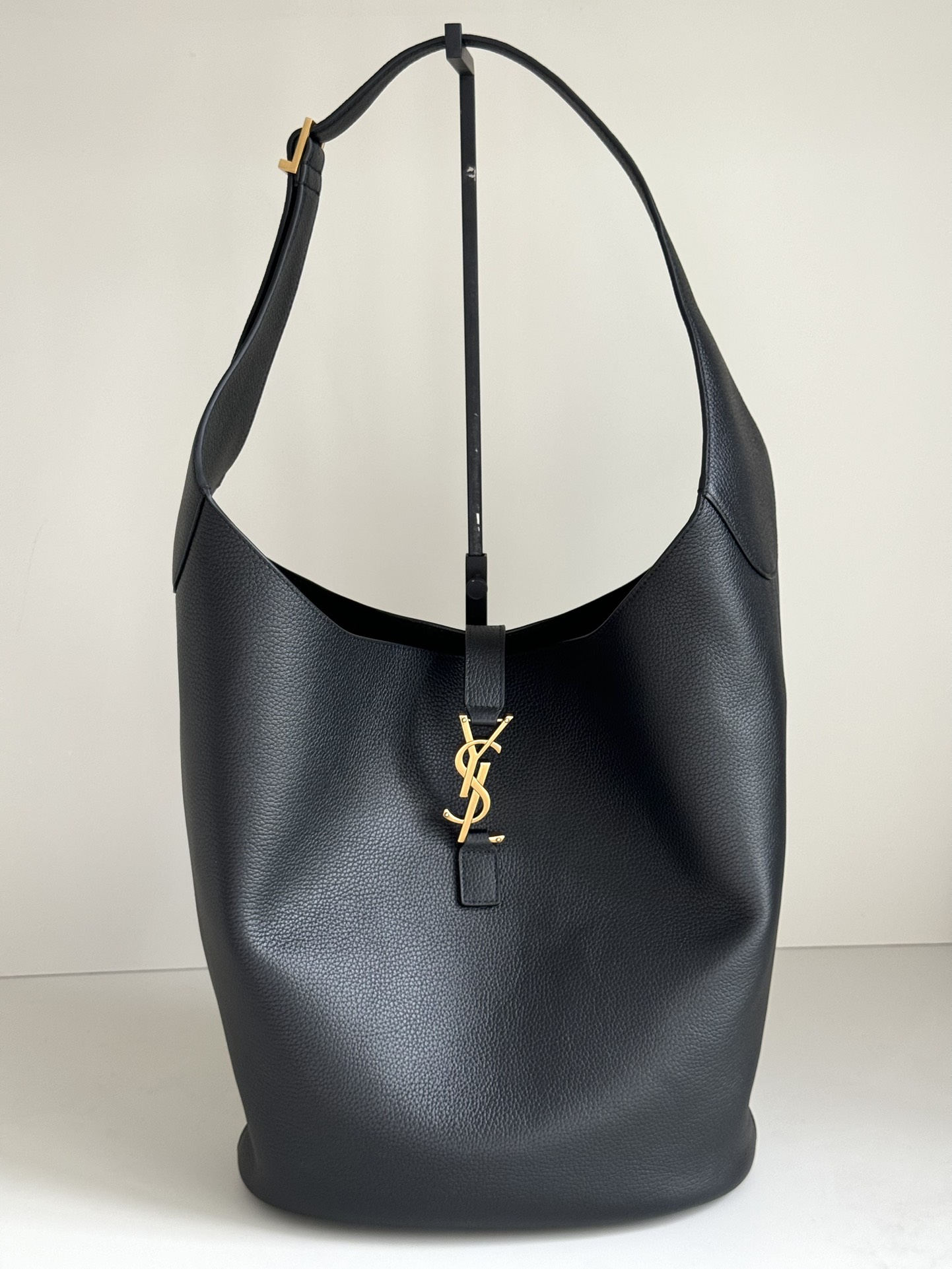 Y*L le5a7 hobo bag-26x31.5x15cm
