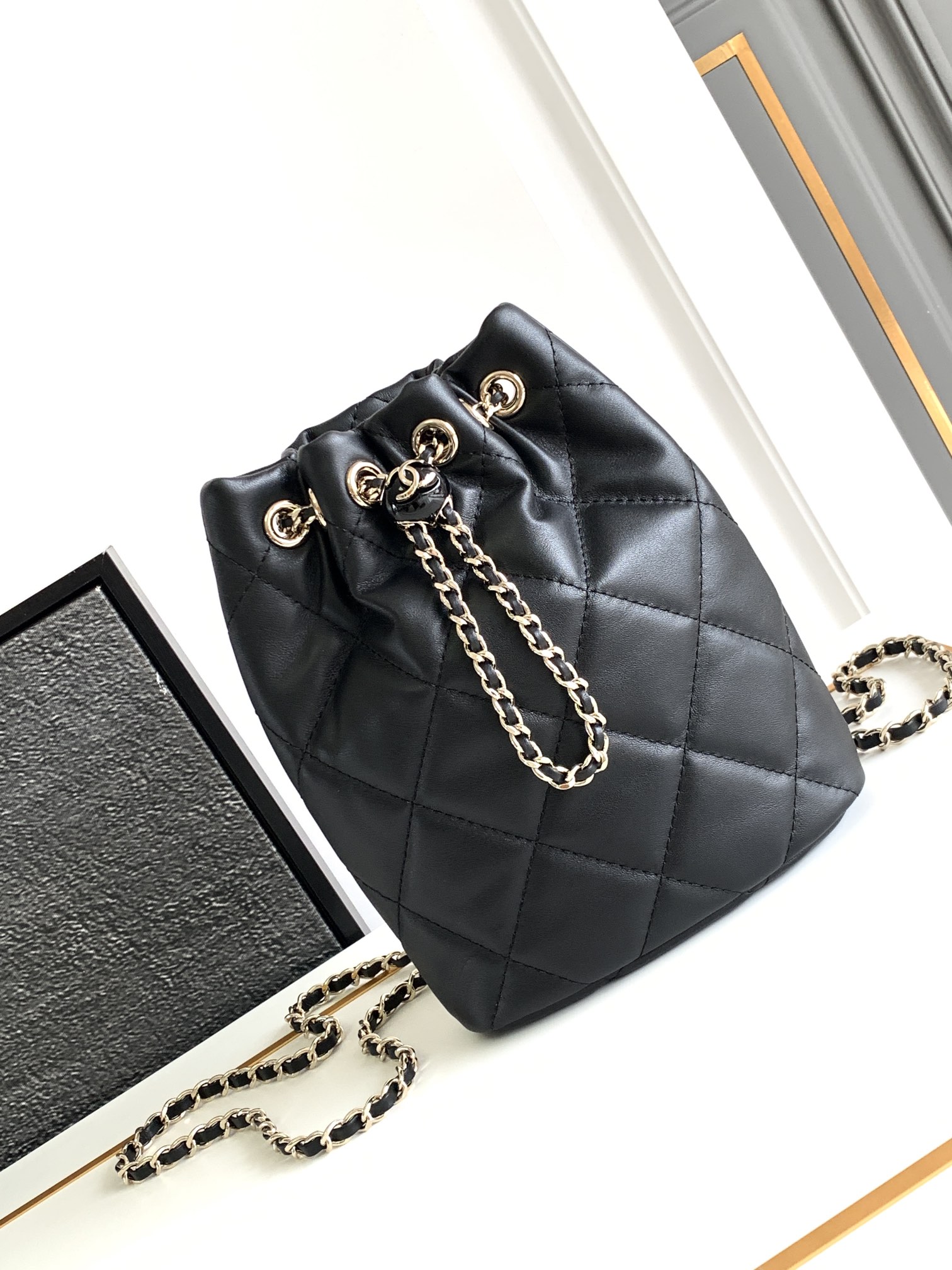 Ch@nel Bucket Bag