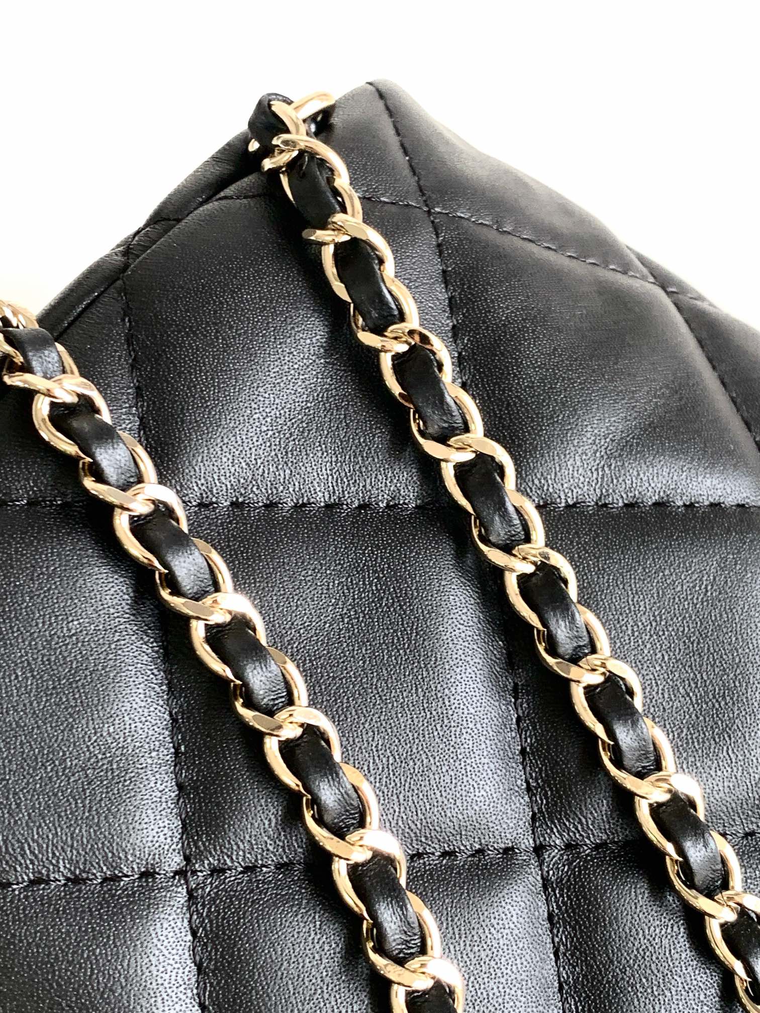 Ch@nel Bucket Bag