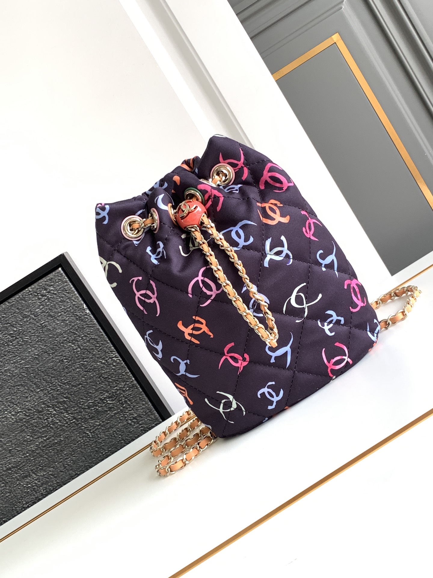 Ch@nel Bucket Bag