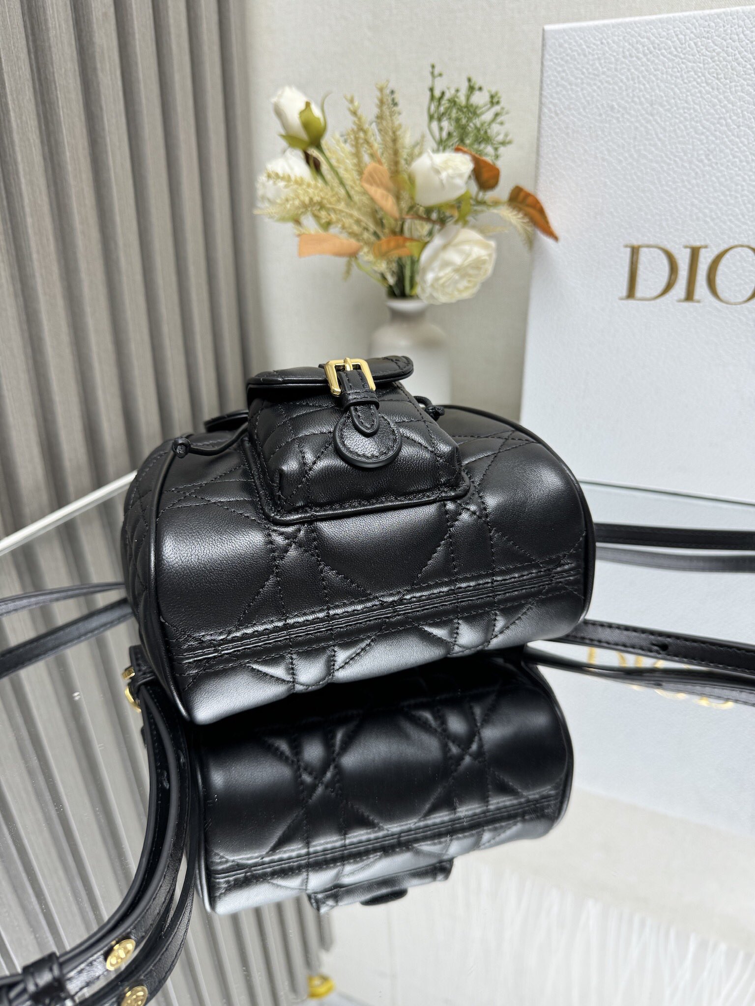 D*or caro backpack-19.5×18.5×8.5cm