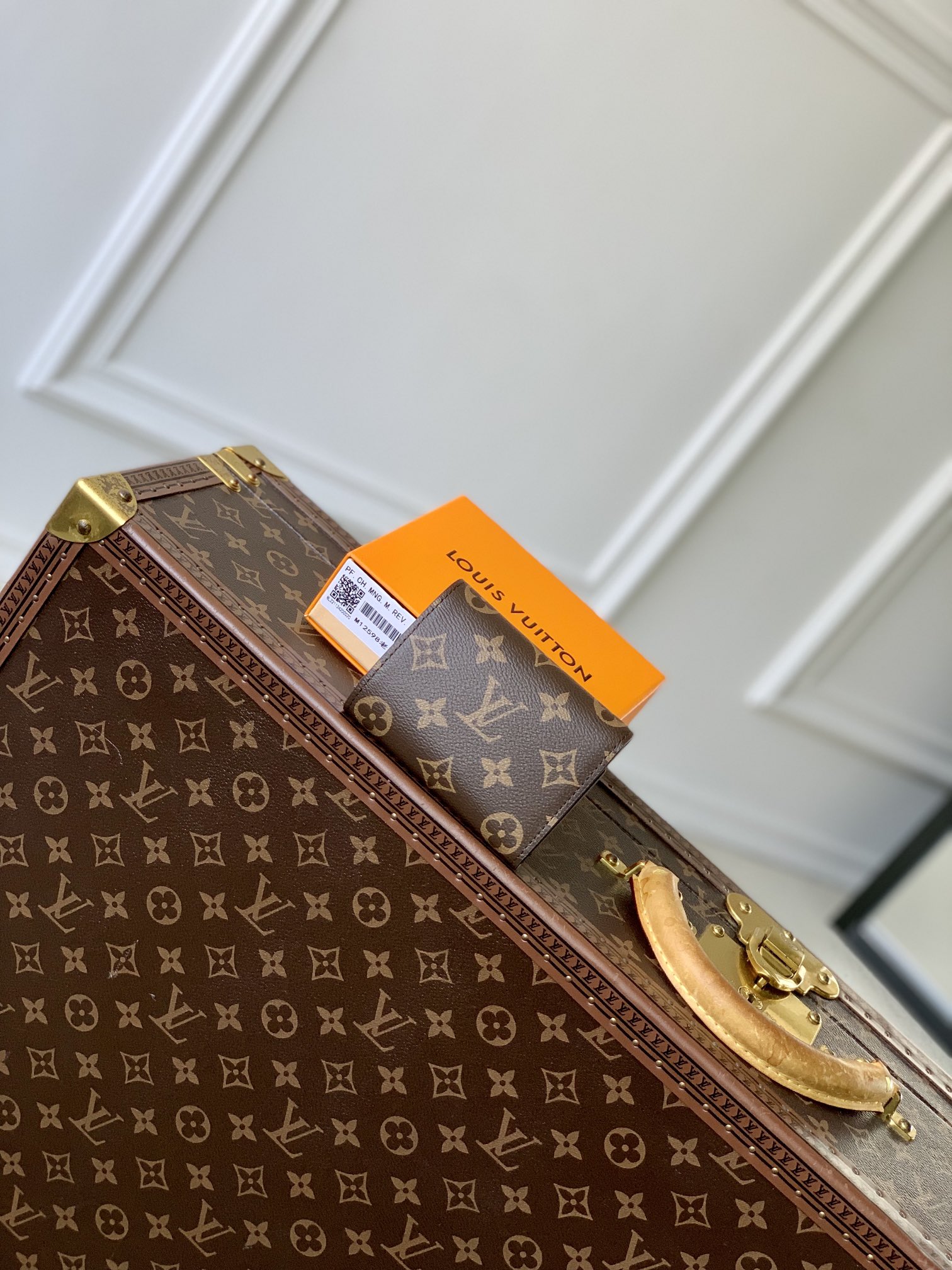 l0*is V*t0nvictor wallet-m12598-11.5 x 9 x 2.5cm