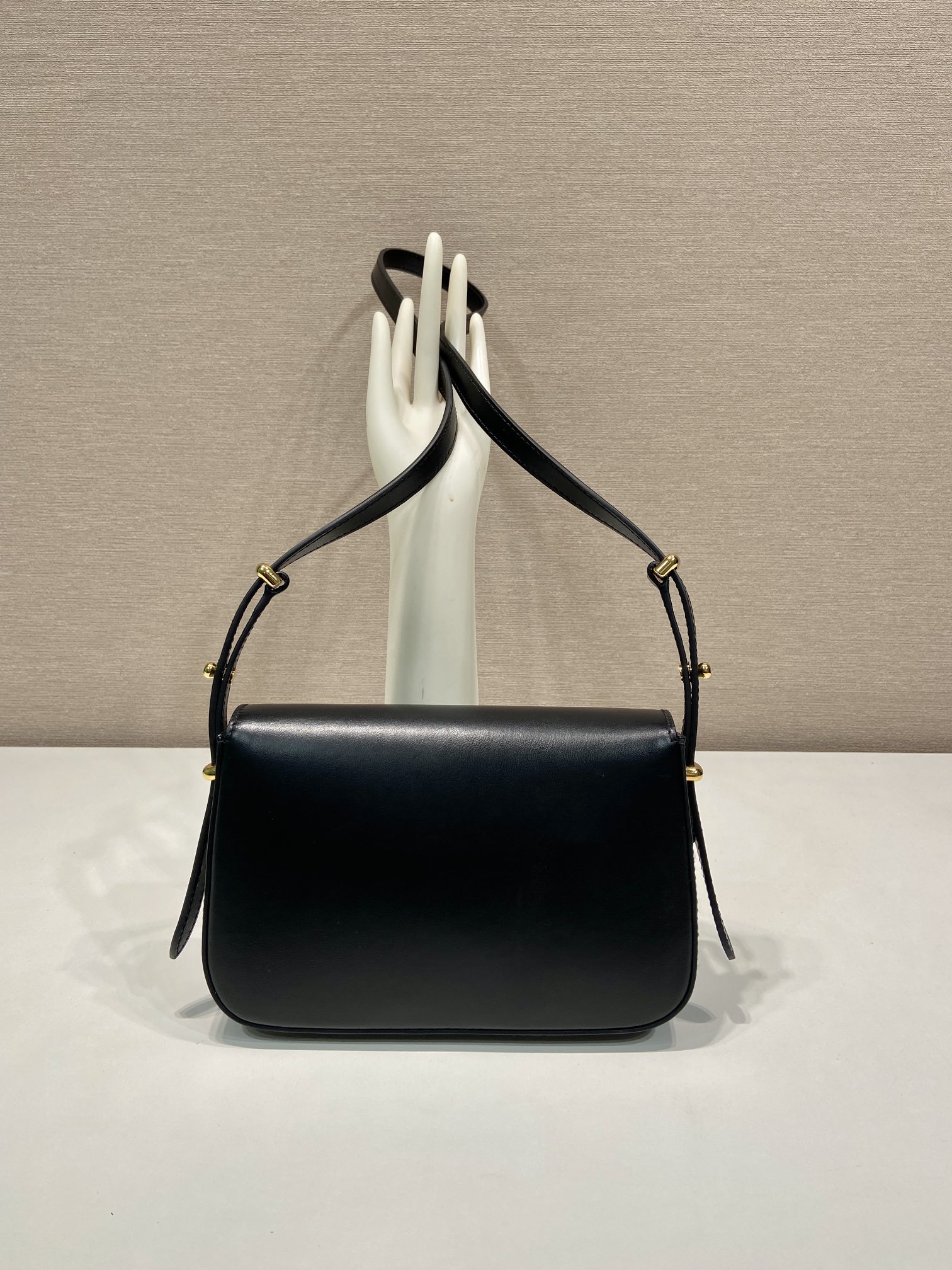 Pra*a leather shoulder bag-1bd366-22*14*6cm