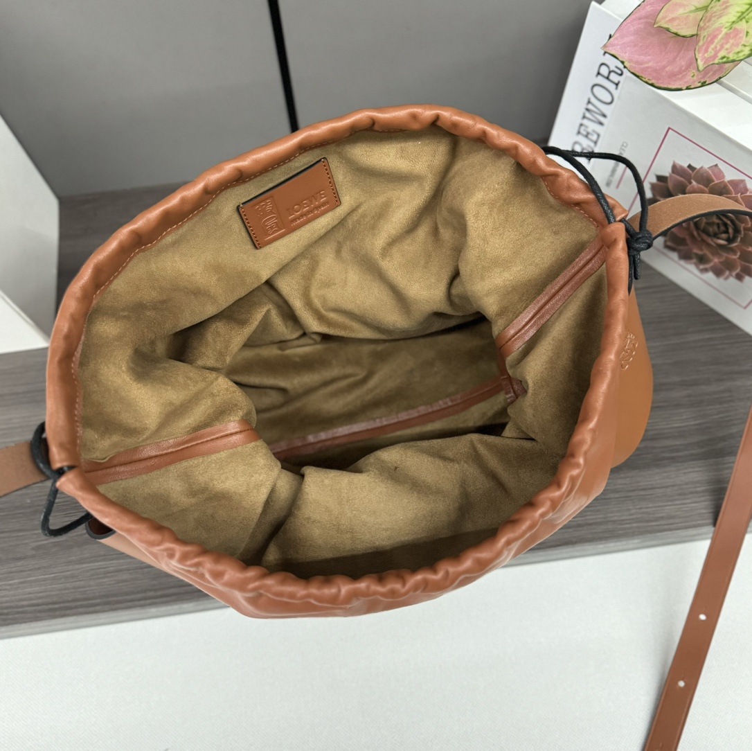 Lowee Debossed Textured Bag-38*18*17CM