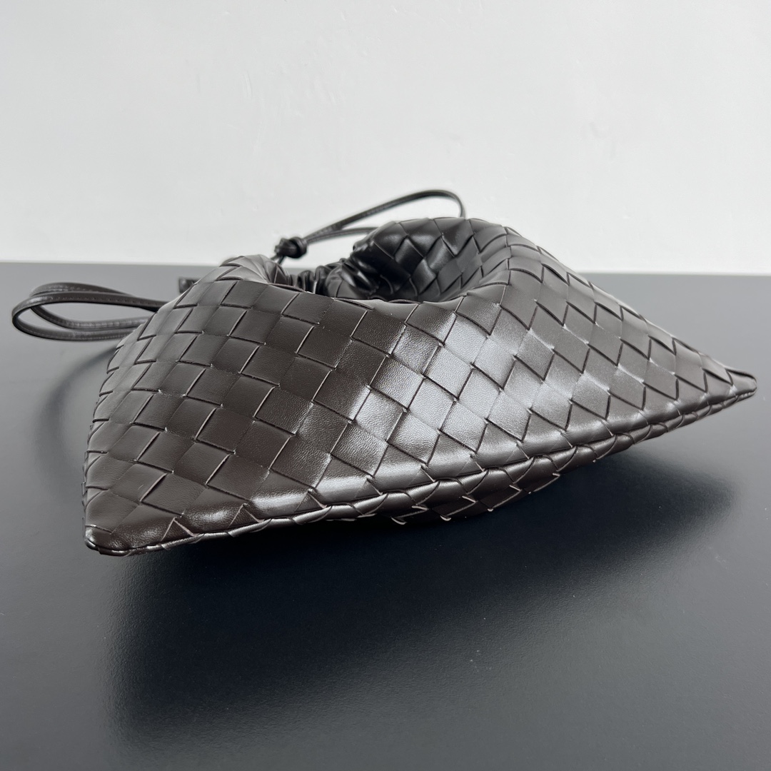 b0tt*ga Ven*ta dustbag-32*23*1cm