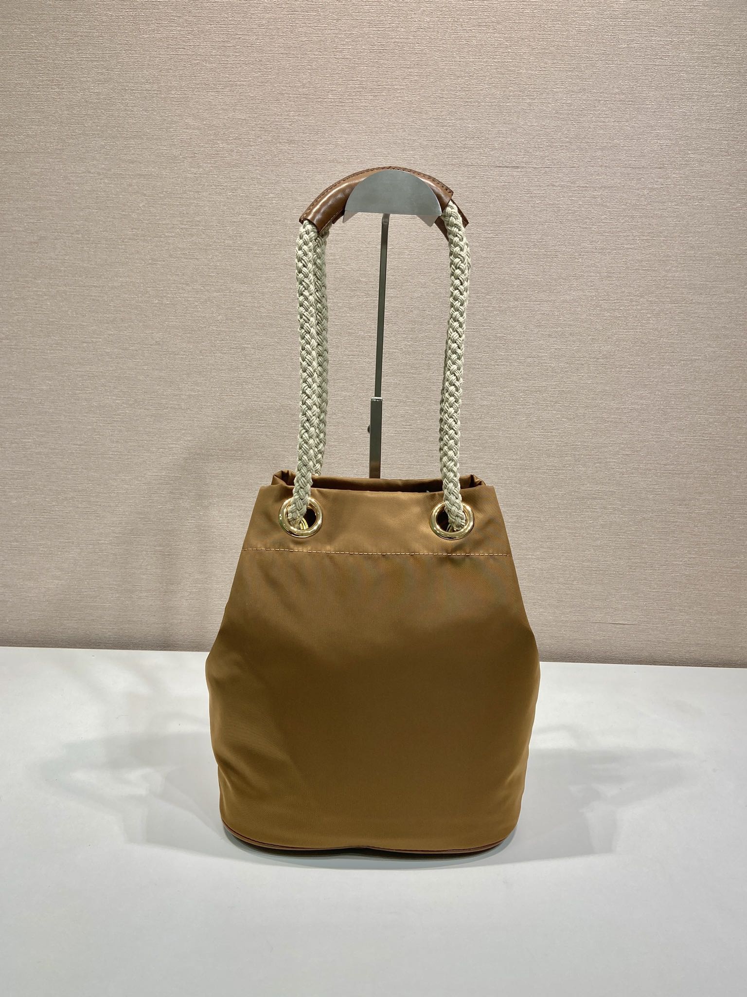 Pra*a re-nylon bucket-23.5*28*16.5cm