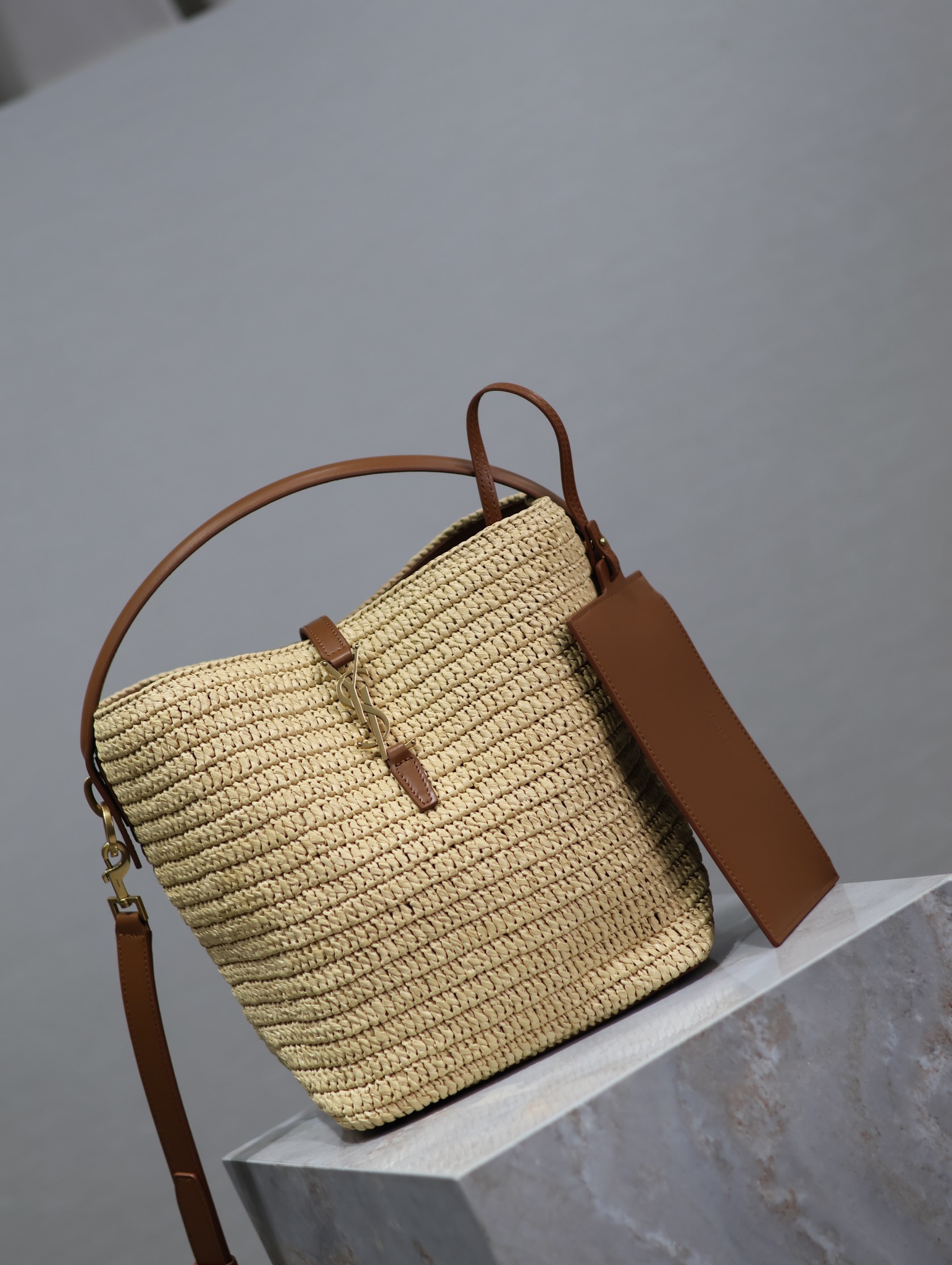 Y51 le37 bucket-20×25×16cm