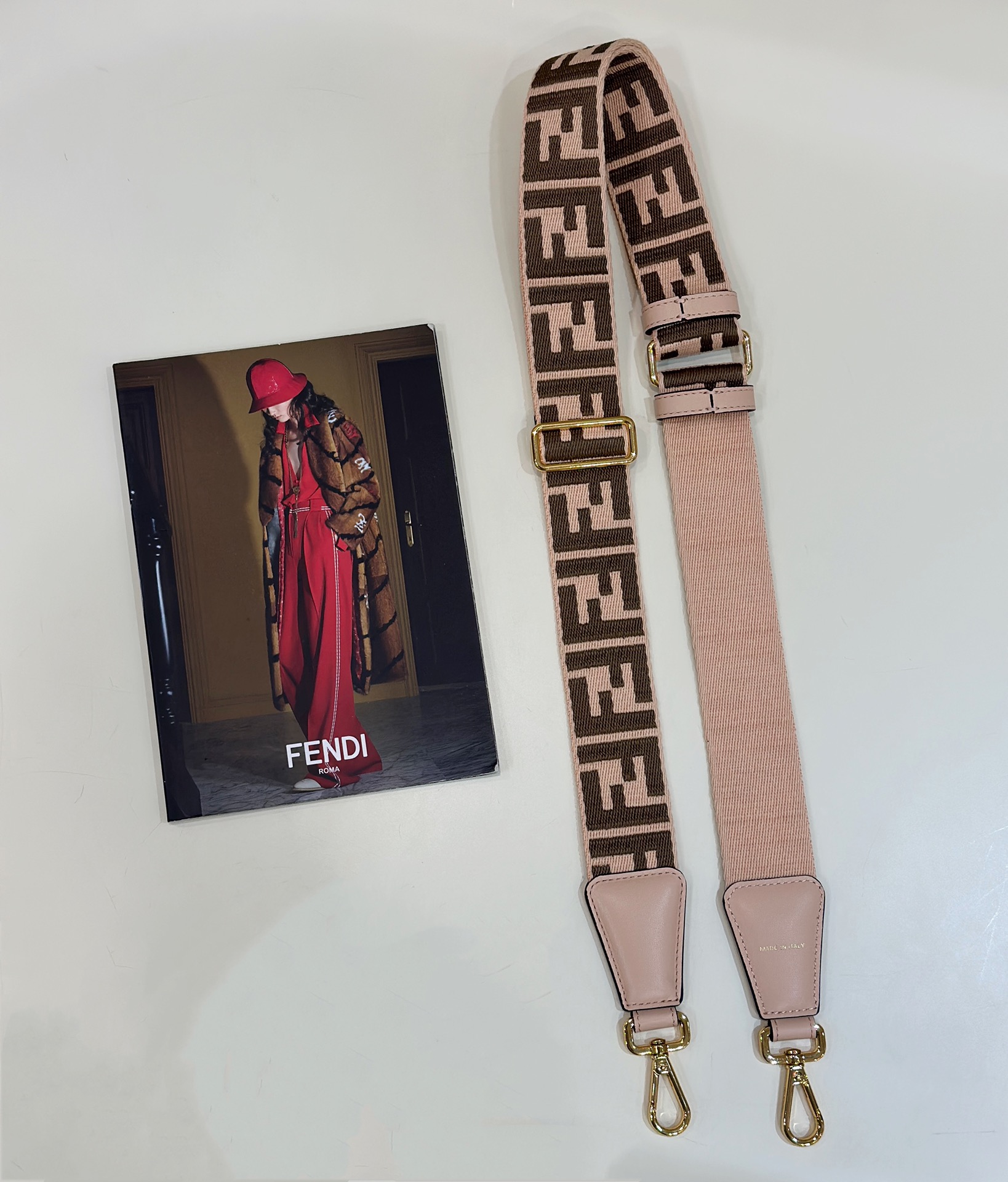 F**di strap-133/4cm
