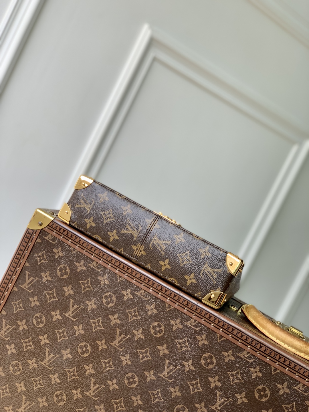 l0vis Vvtt0n trunkie monogram - women - handbags -27 x 16 x 8cm