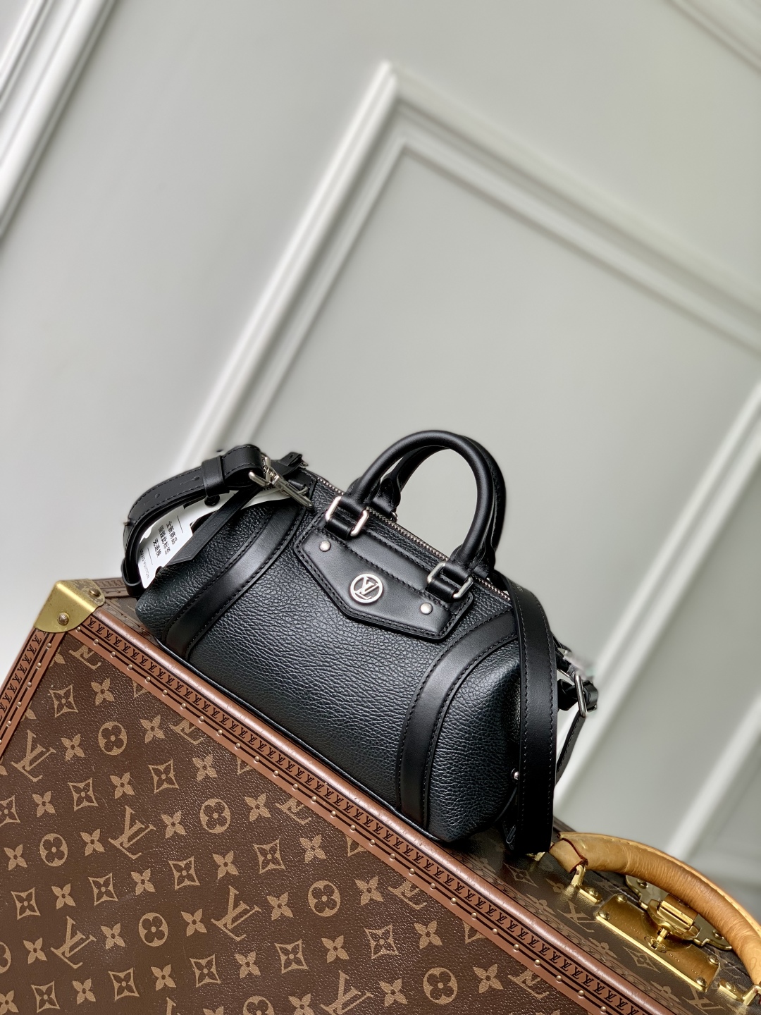 l0vis Vvtt0n nano lv rider handbags -10 x 10 x 23cm