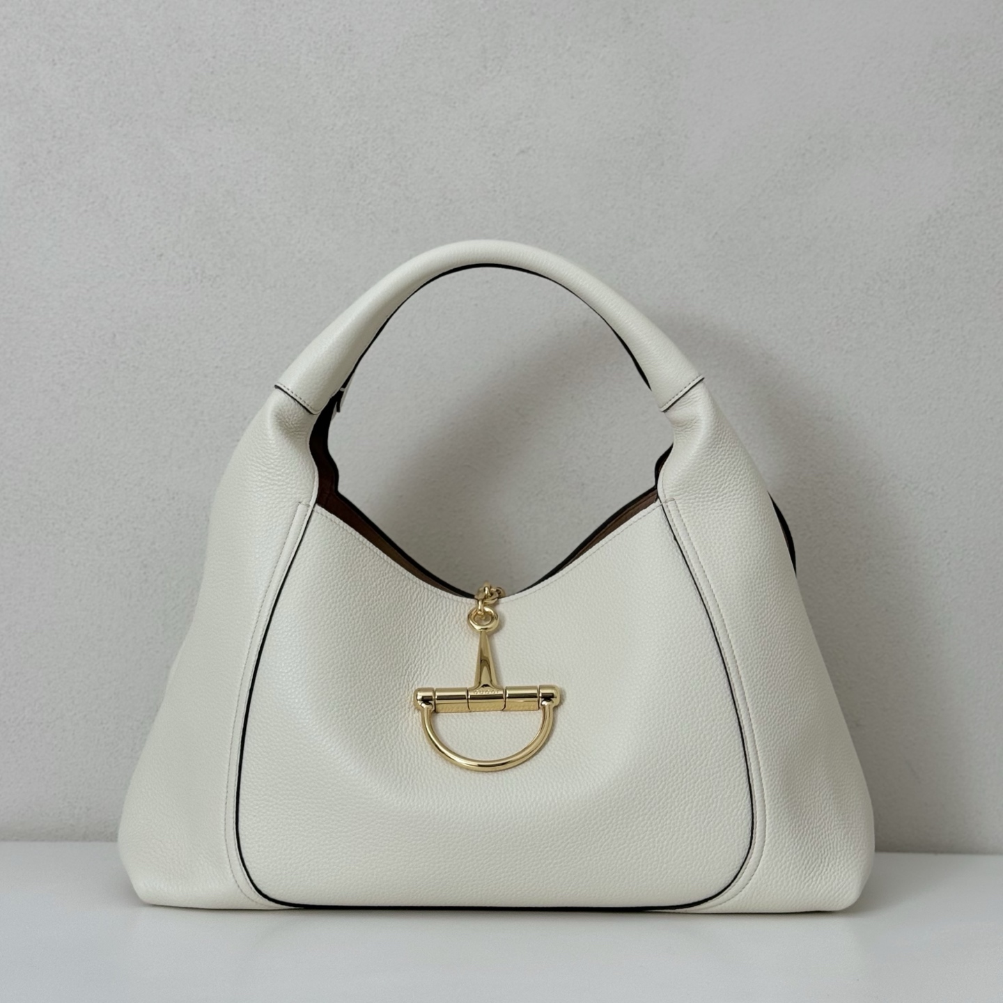 Gvc*1 softbit large shoulder bag in leather-46*26*16cm