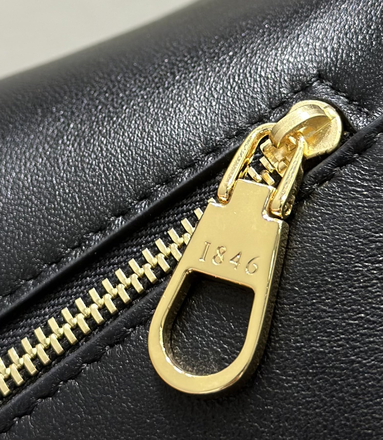 Lowee Puzzle Edge Bag-24*10.5*16.5CM