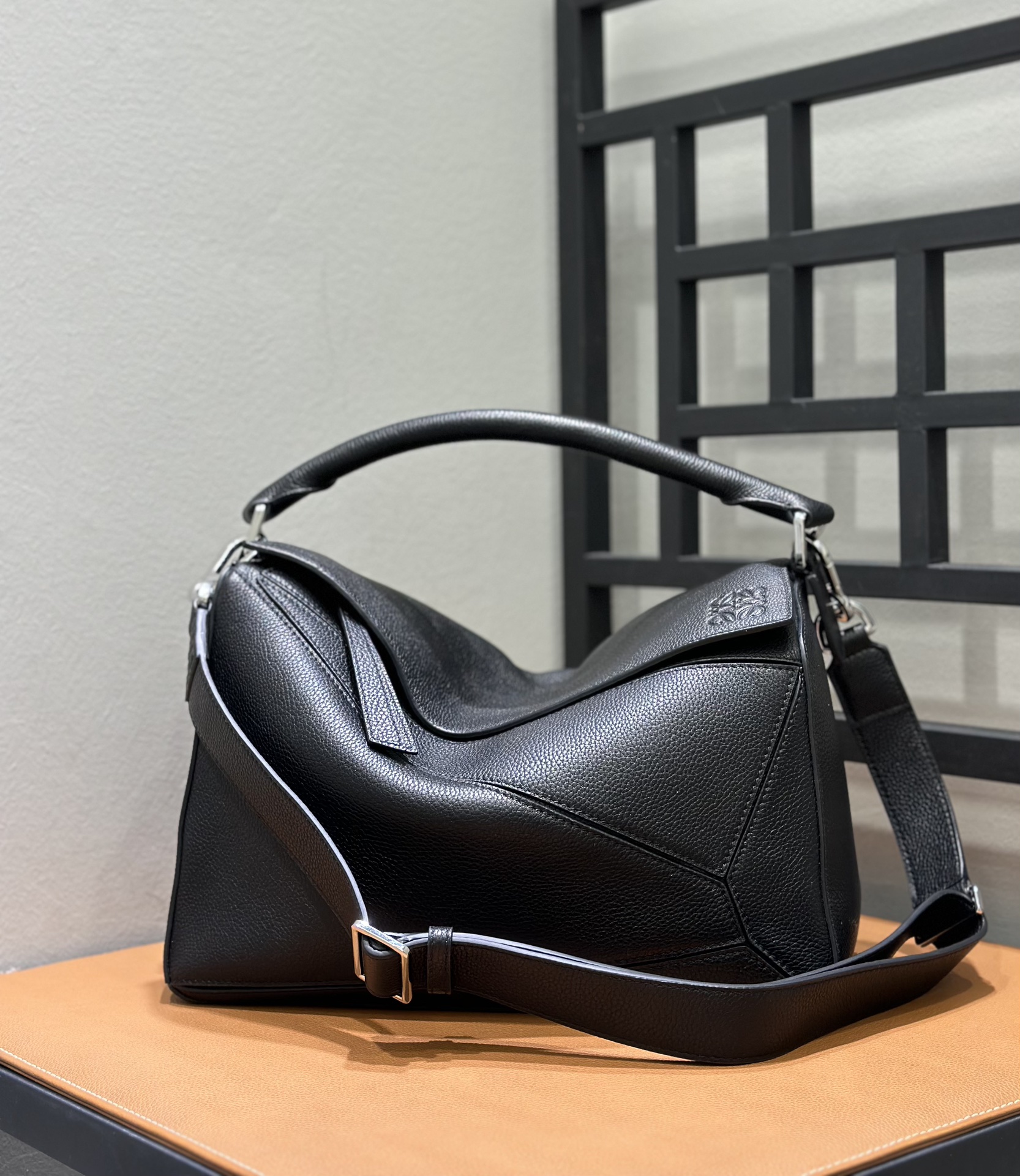 Lowee Puzzle Edge Bag-33*14*21.5CM