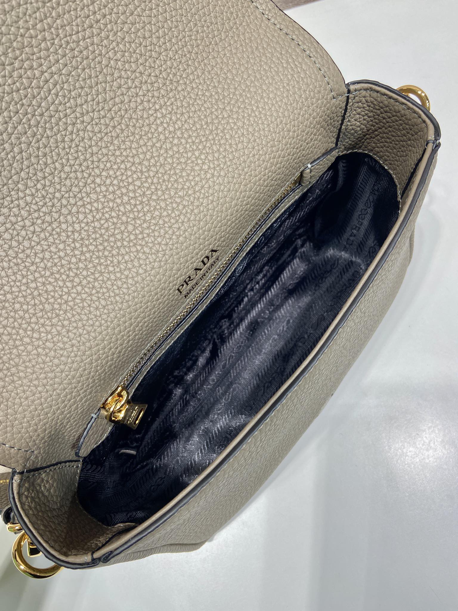 Pra*a 1bd314 leather shoulder bag-23*18*9cm