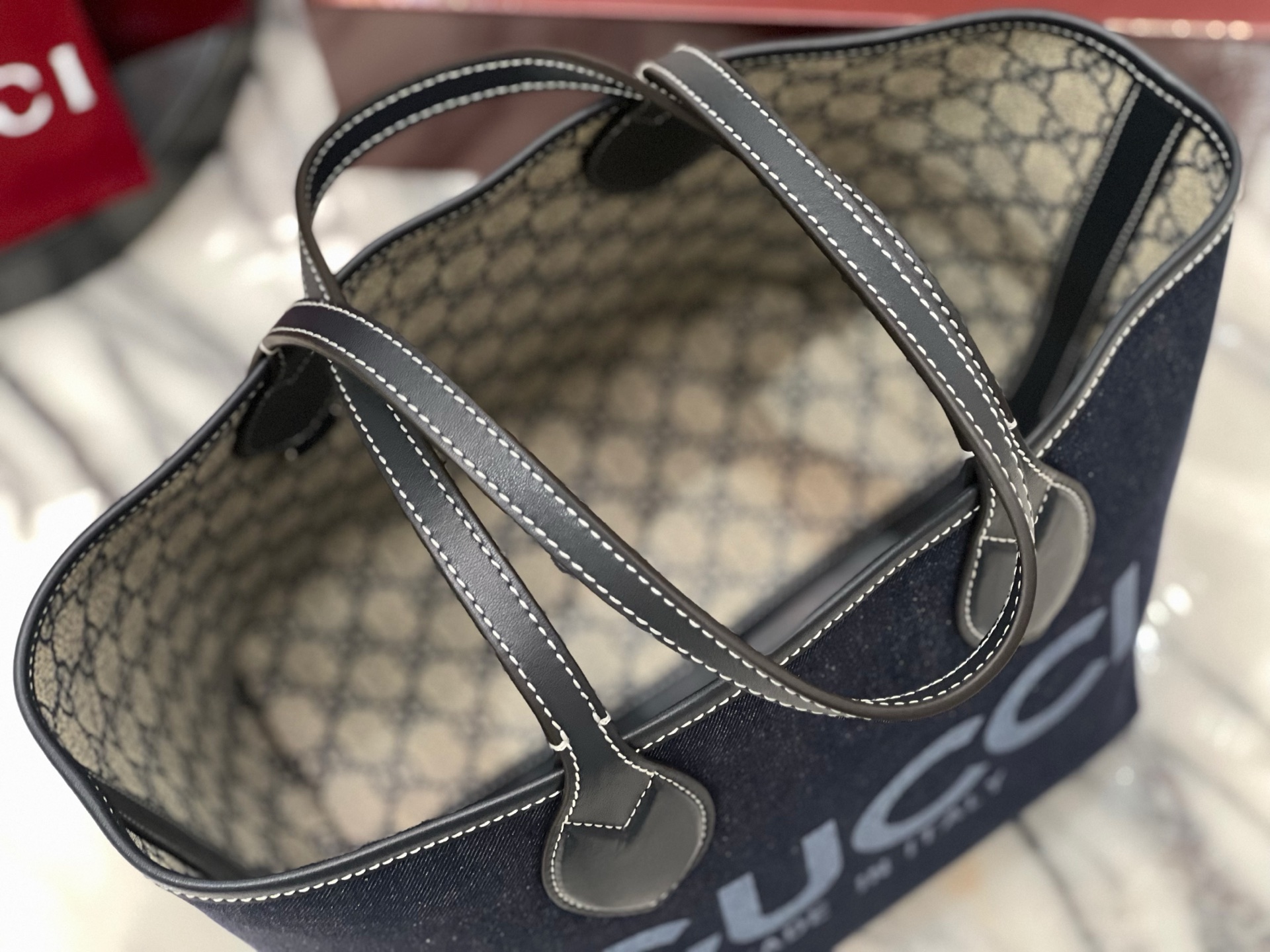 gv*c* totissima small reversible tote in dark blue De*1m -22*19*18cm