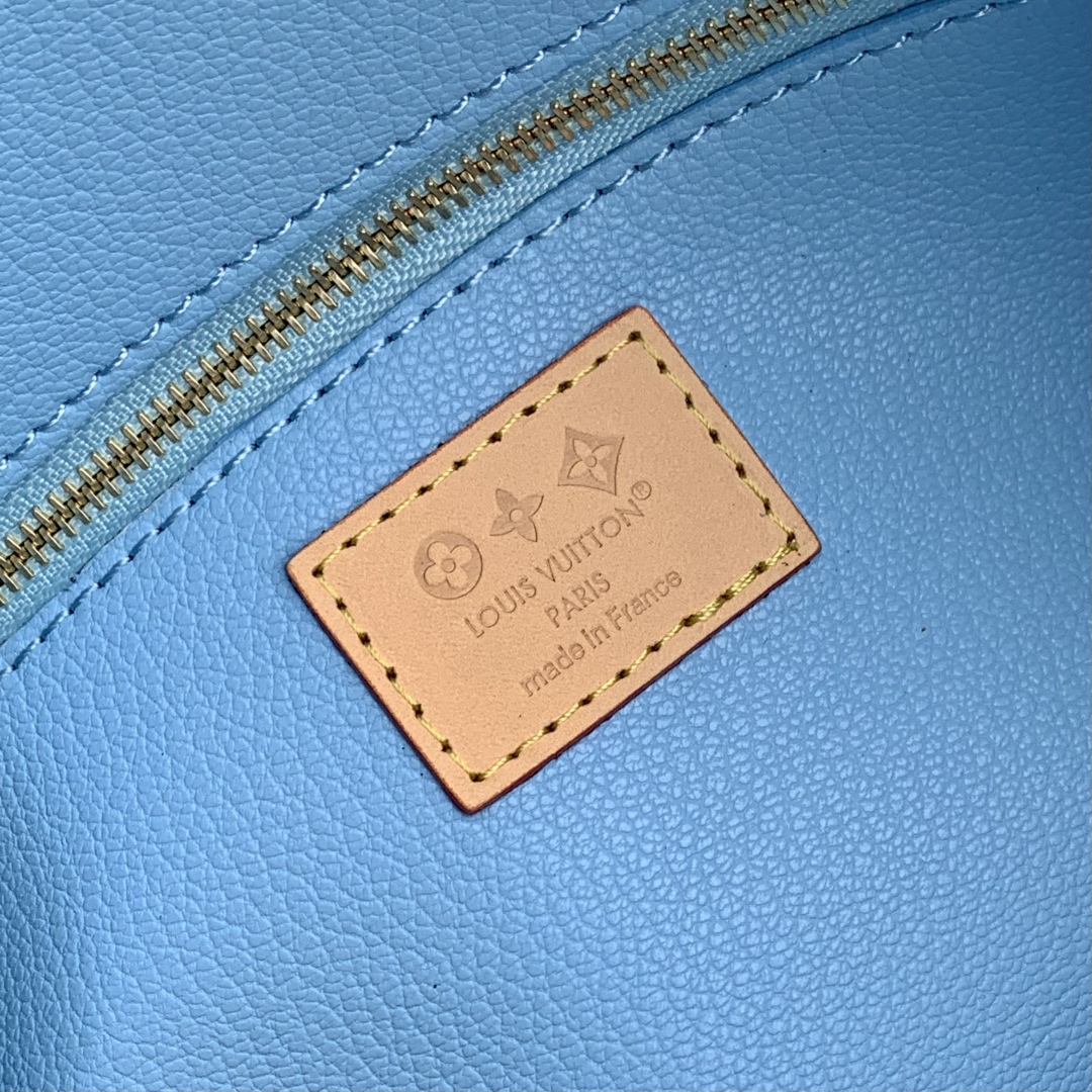 LV Cosmetic Pouch GM Other Monogram Canvas -18 x 9 x 27CM