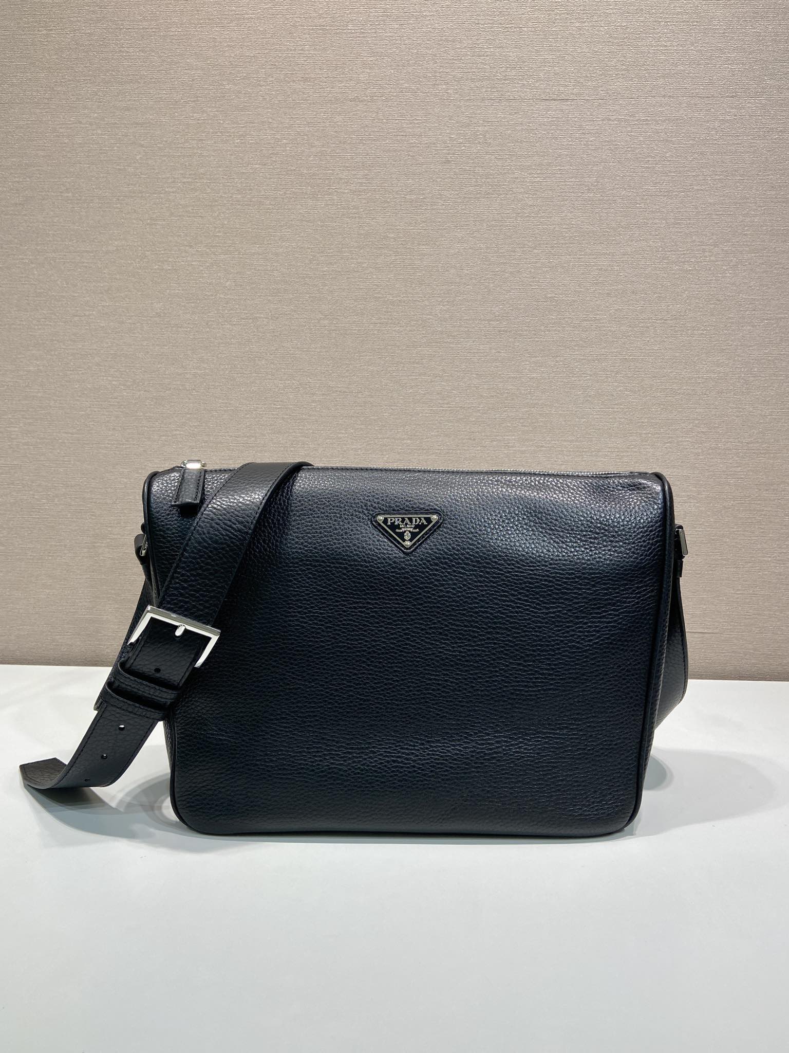 Pra*a leather shoulder bag-2vh182-30*24*13cm