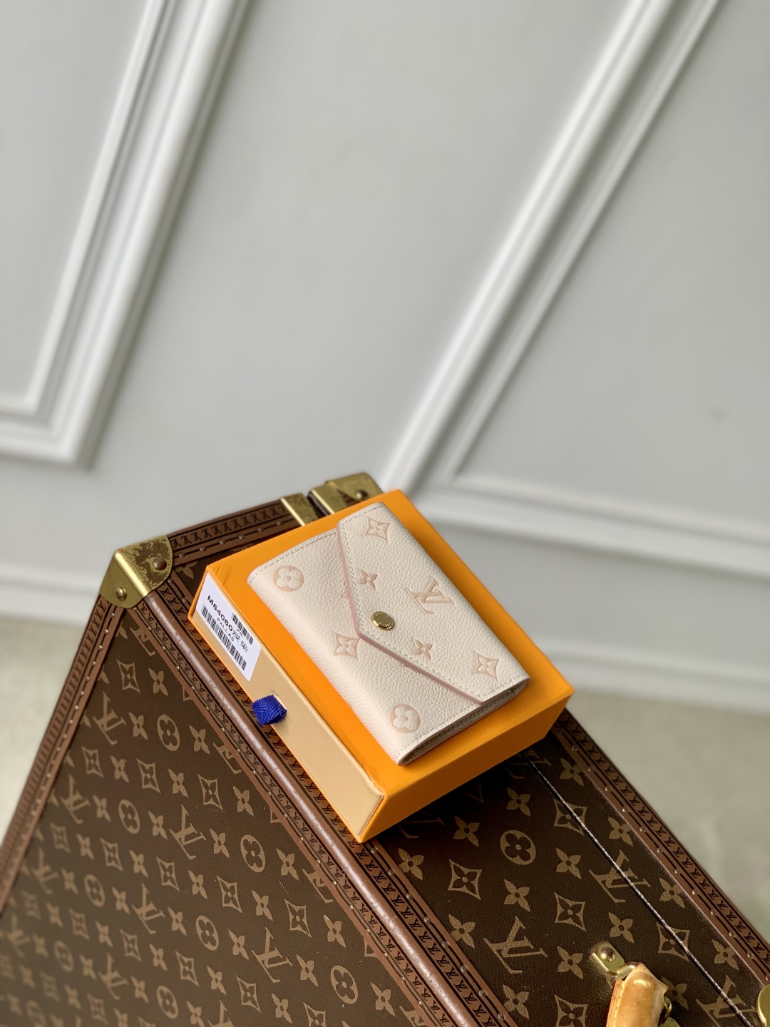l0vis Vvtt0n monogram empreinte wallet-12 x 9.5 x 2.5cm