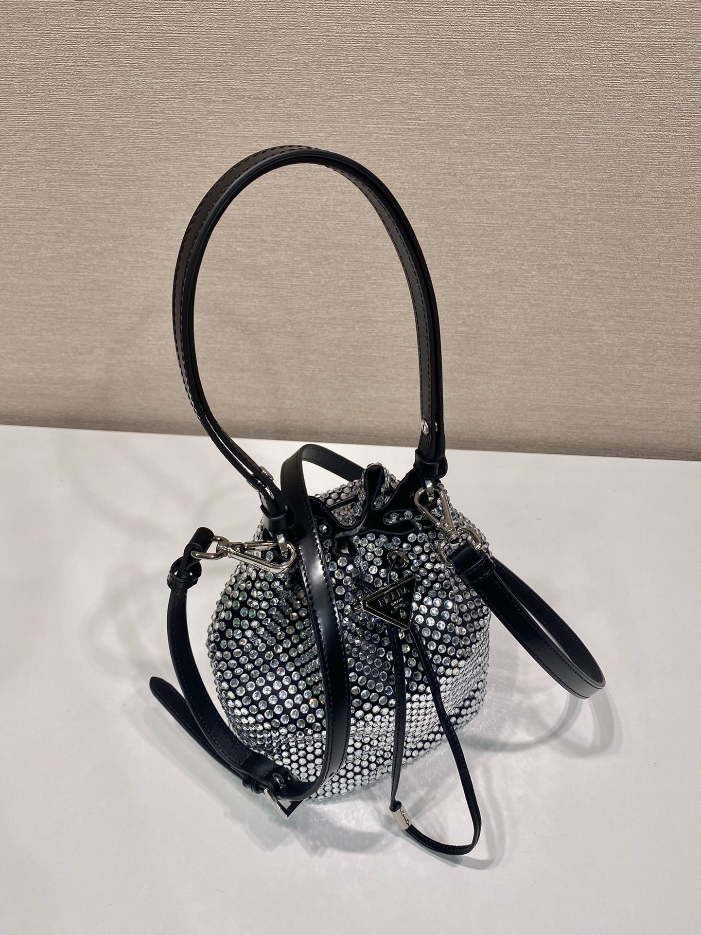 Pra*a 1be067 bucket bag-16*21*10cm