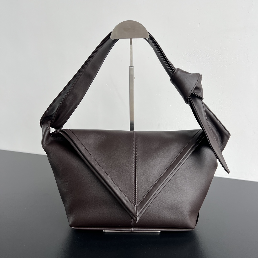 b0tt*ga Ven*ta sawyer bag-25*17*12cm