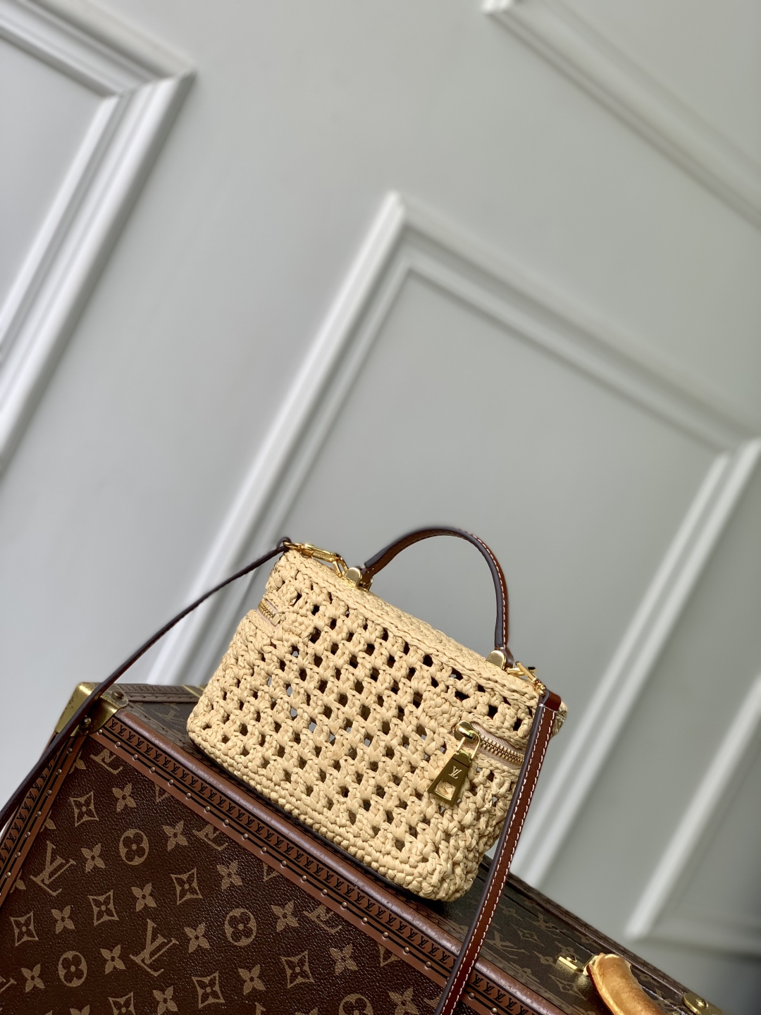 l0vis Vvtt0n vanity chain pouch-11.5x6.5x19cm