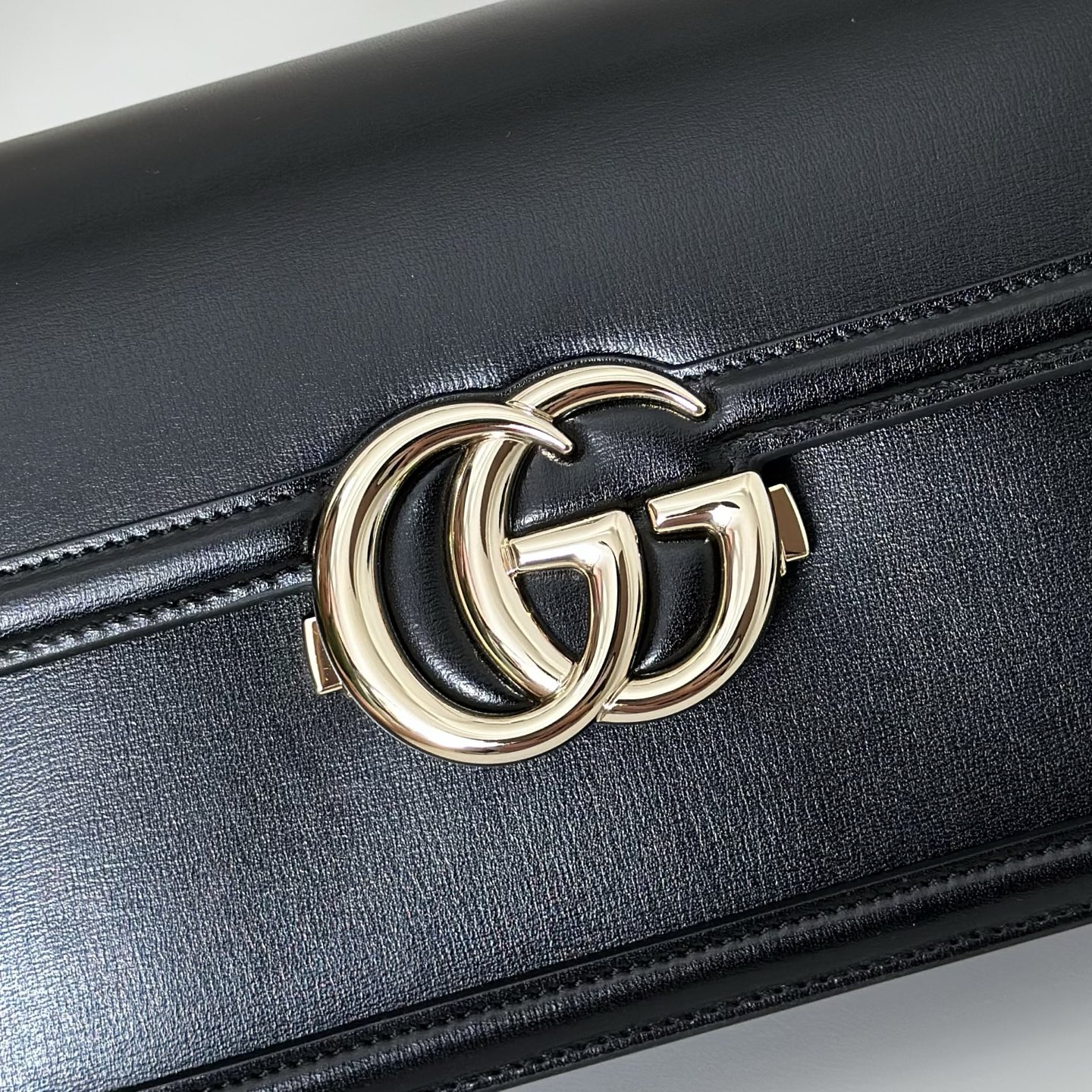 Gv*c go shoulder bag-21.5*14*9cm