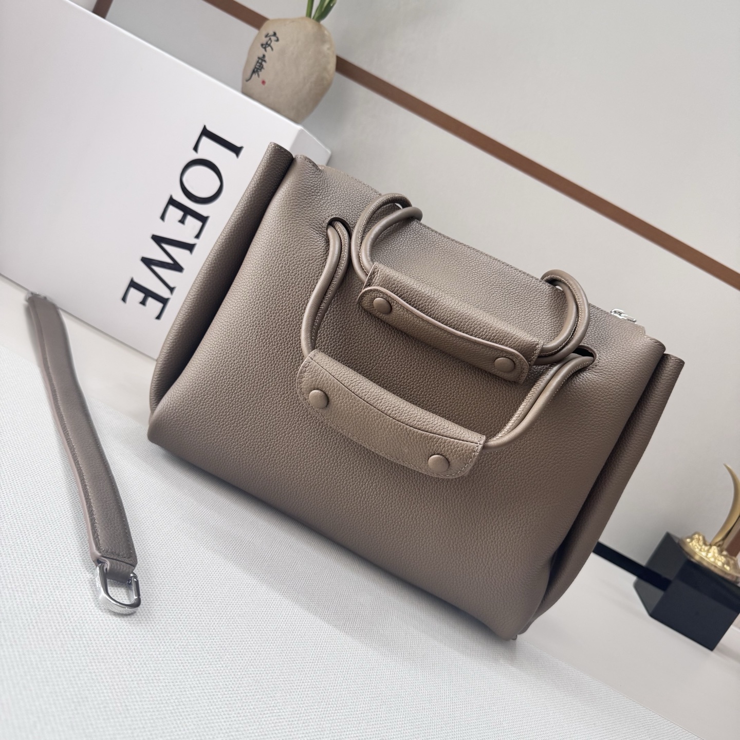 Lowee Madrid Bag-28.5*11*23CM