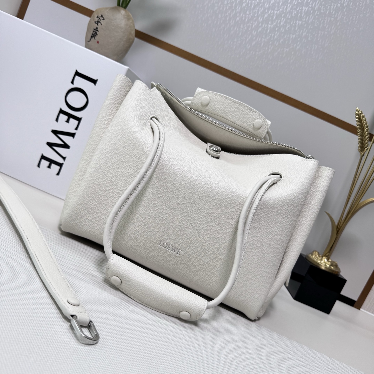 Lowee Madrid Bag-28.5*11*23CM