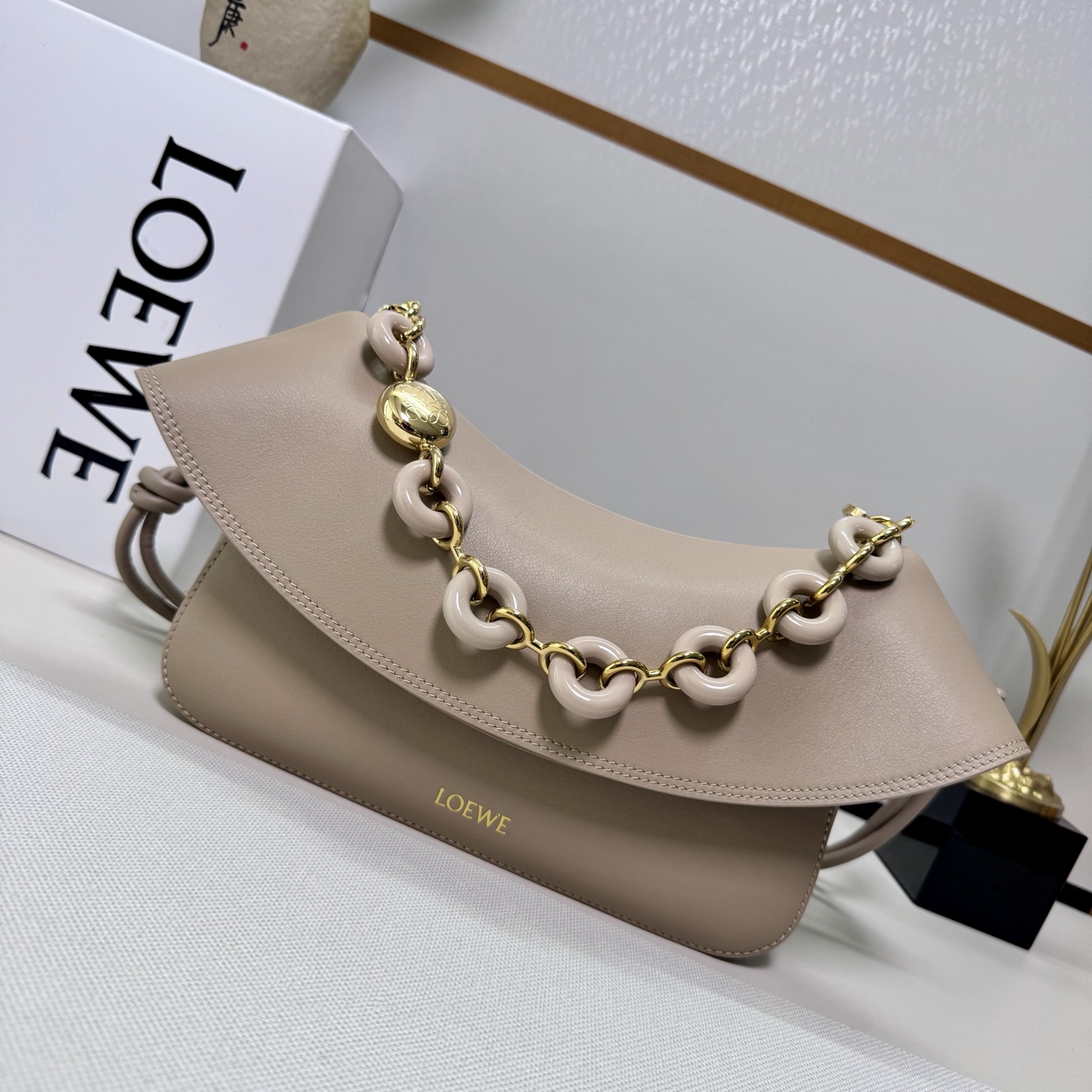 Lowee Ola Chain-Link Shoulder Bag-26*18*13CM