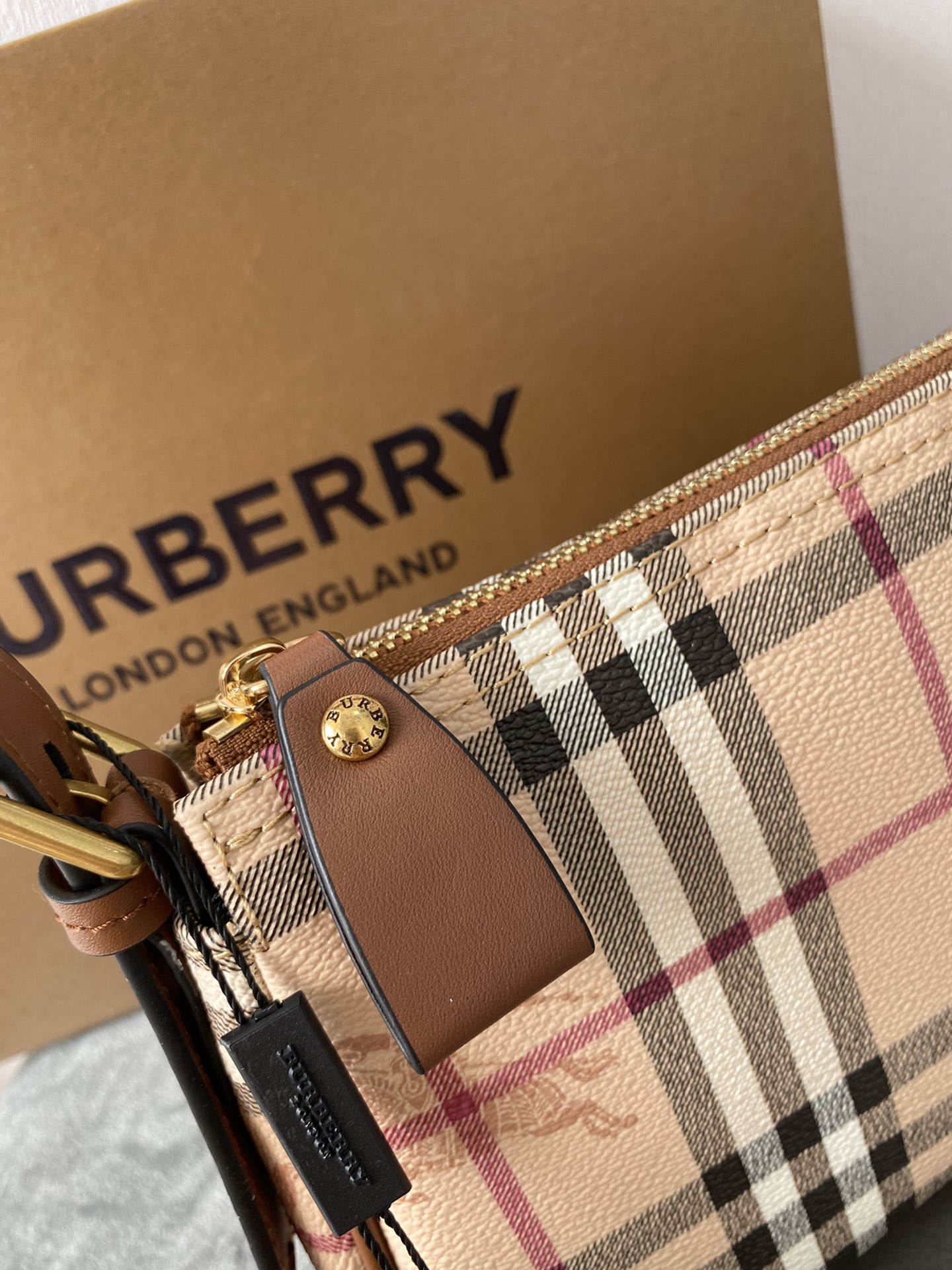 Bv*b*rry vintage bag-21*5*14cm