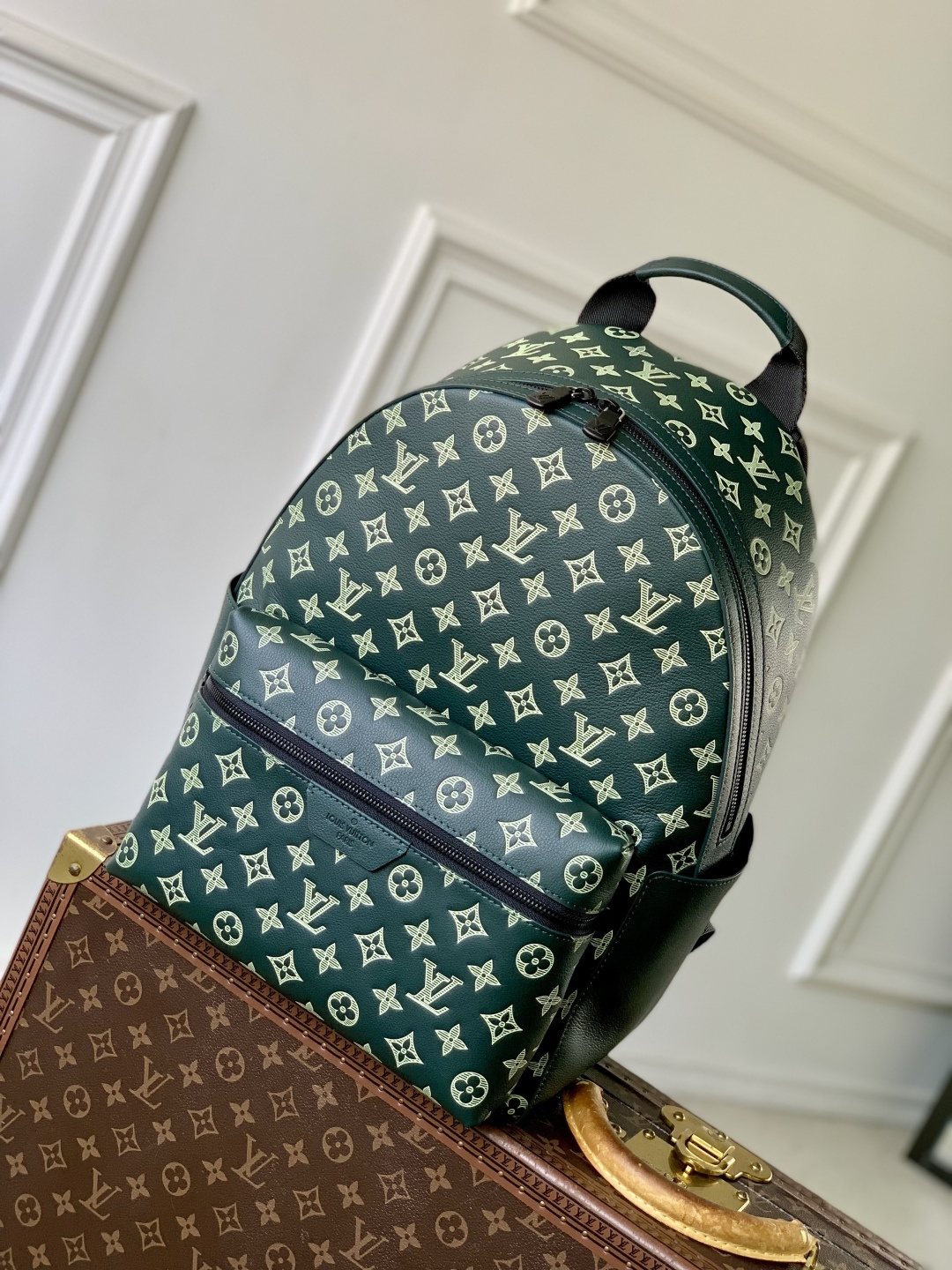 l0vis Vvtt0n discovery backpack-30*40*20cm