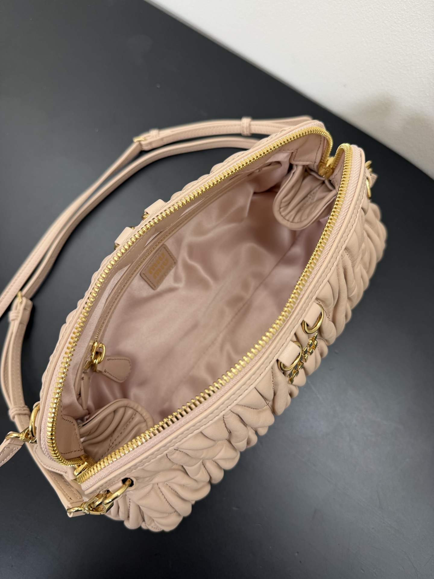 Miu Miu Matelassé Leather Clutch Bag-28* 14.5* 10CM