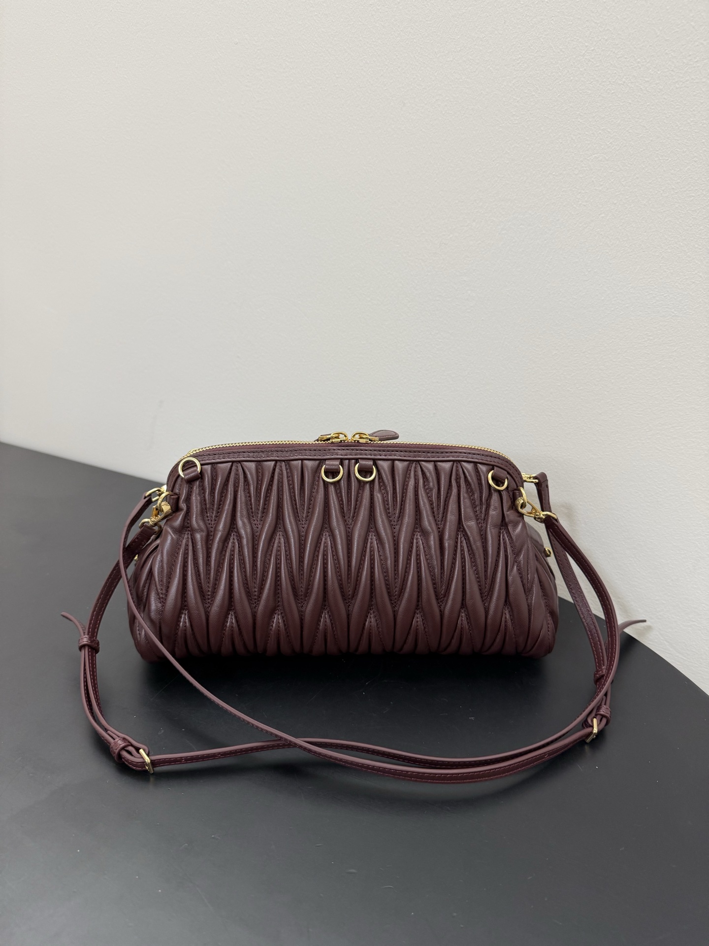 Miu Miu Matelassé Leather Clutch Bag-28* 14.5* 10CM