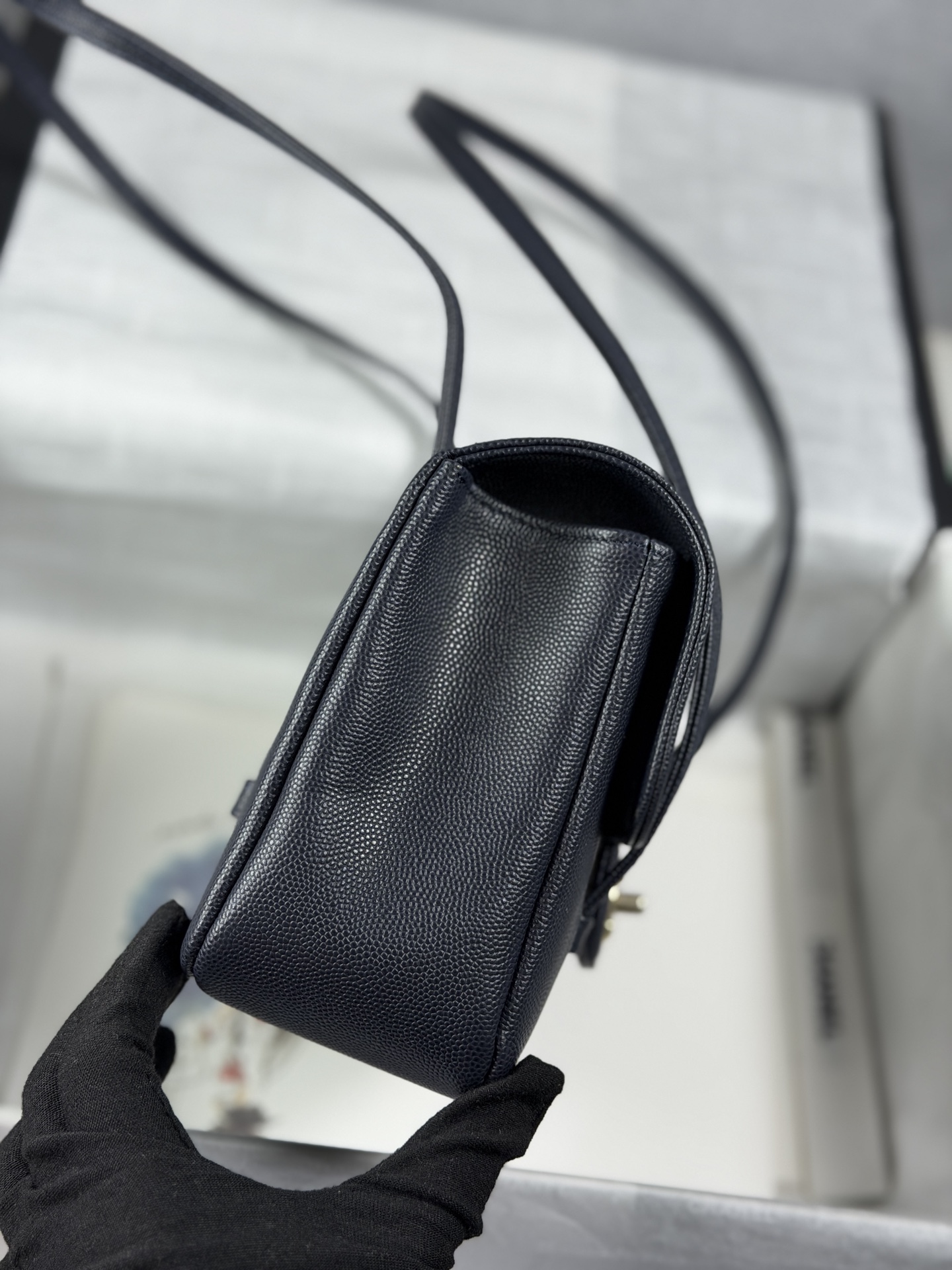 Ch@nel 22 Small Handbag-22*16*6CM