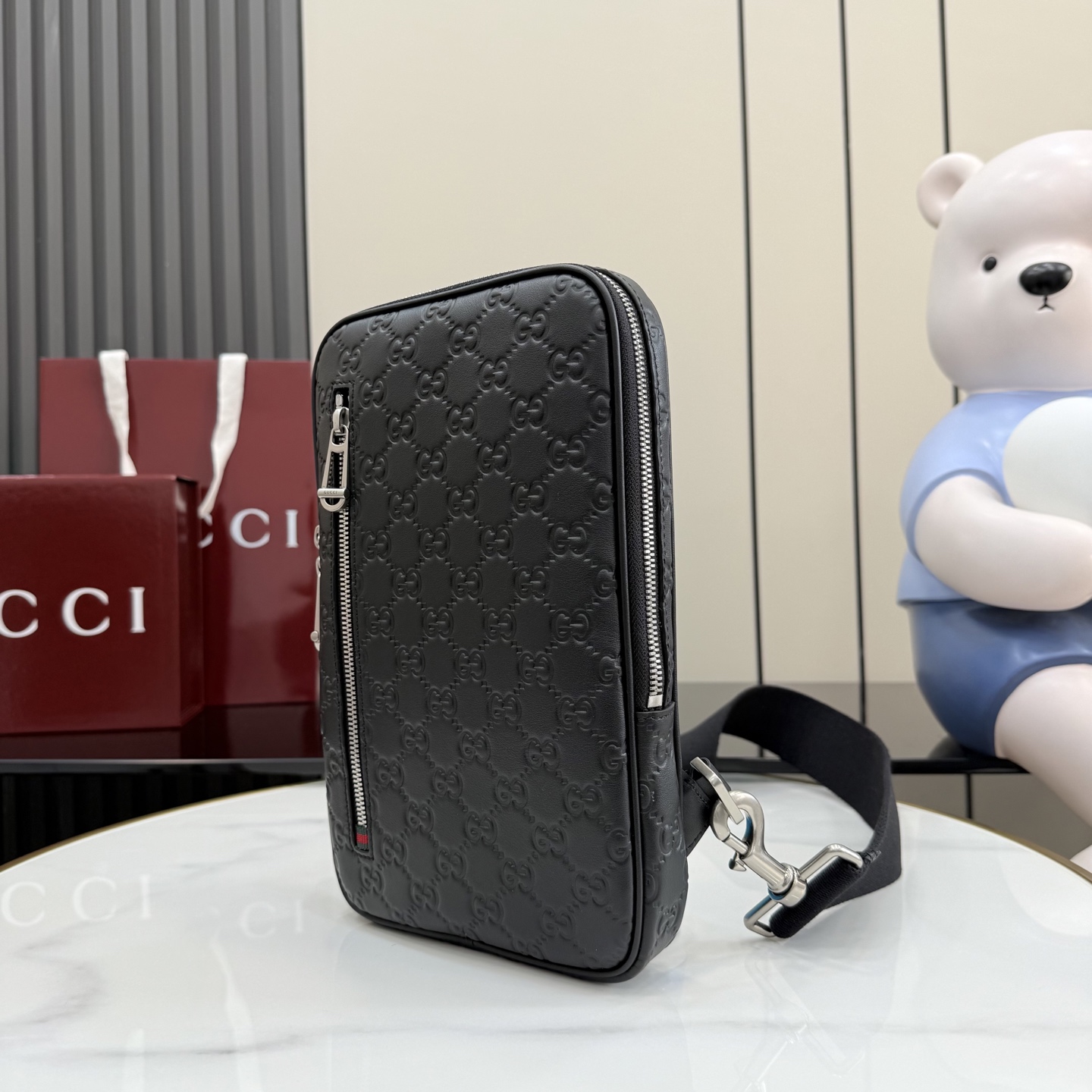 Gv*c* GG Emblem Small Crossbody Bag In Black GG leather-17*28*3CM