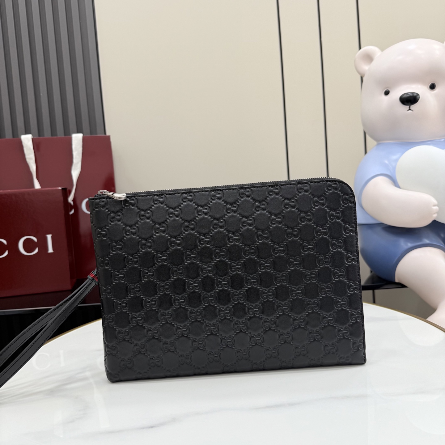 GG Emblem Pouch In Black GG leather-30*22*2.5CM