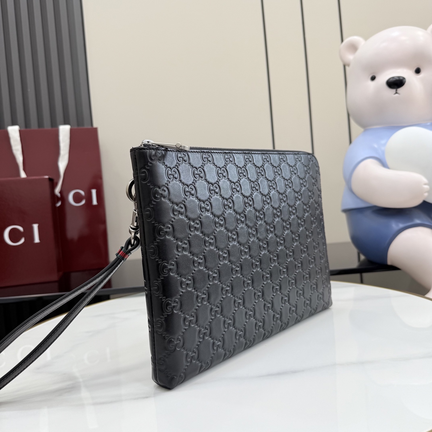 GG Emblem Pouch In Black GG leather-30*22*2.5CM