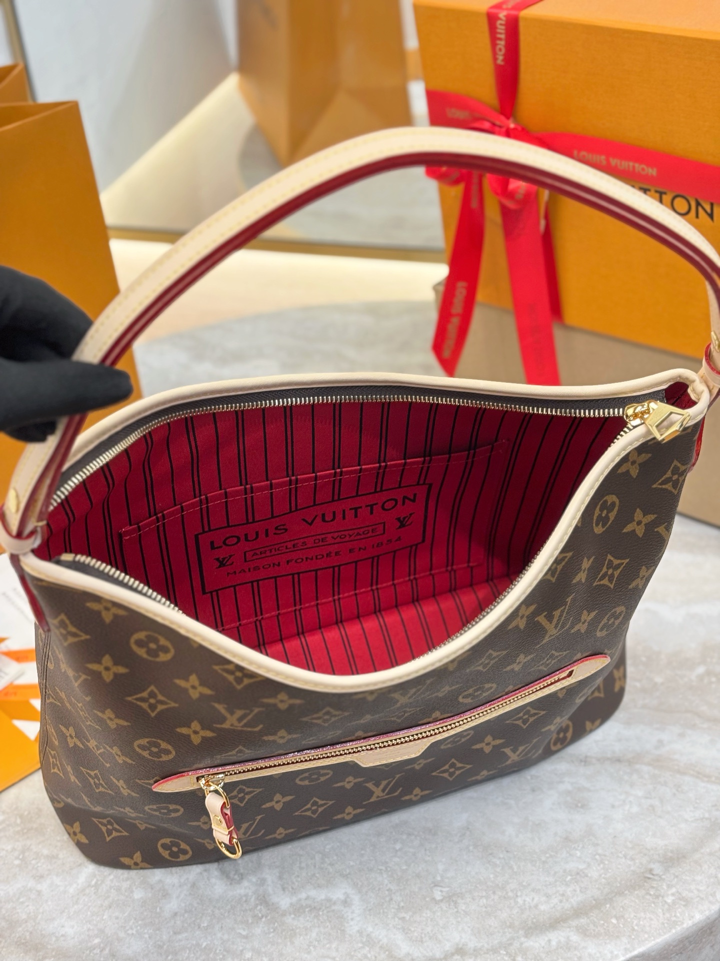 LV Lineup Monogram - Women - Handbags -34.5x26x13CM