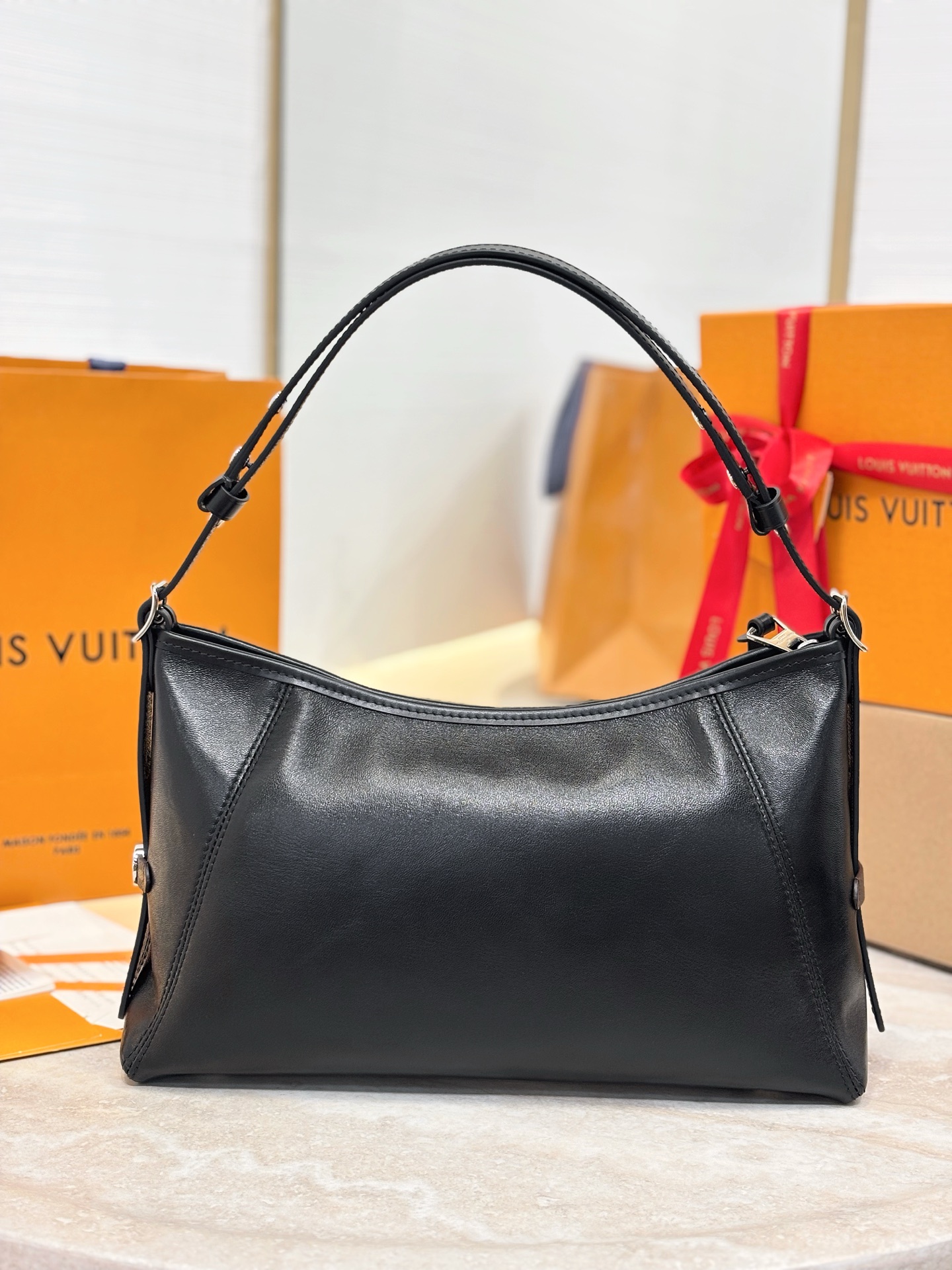 L0vis Vvtt0n CarryAll East West Vibe - Women - Handbags -M28160-36x19x10CM