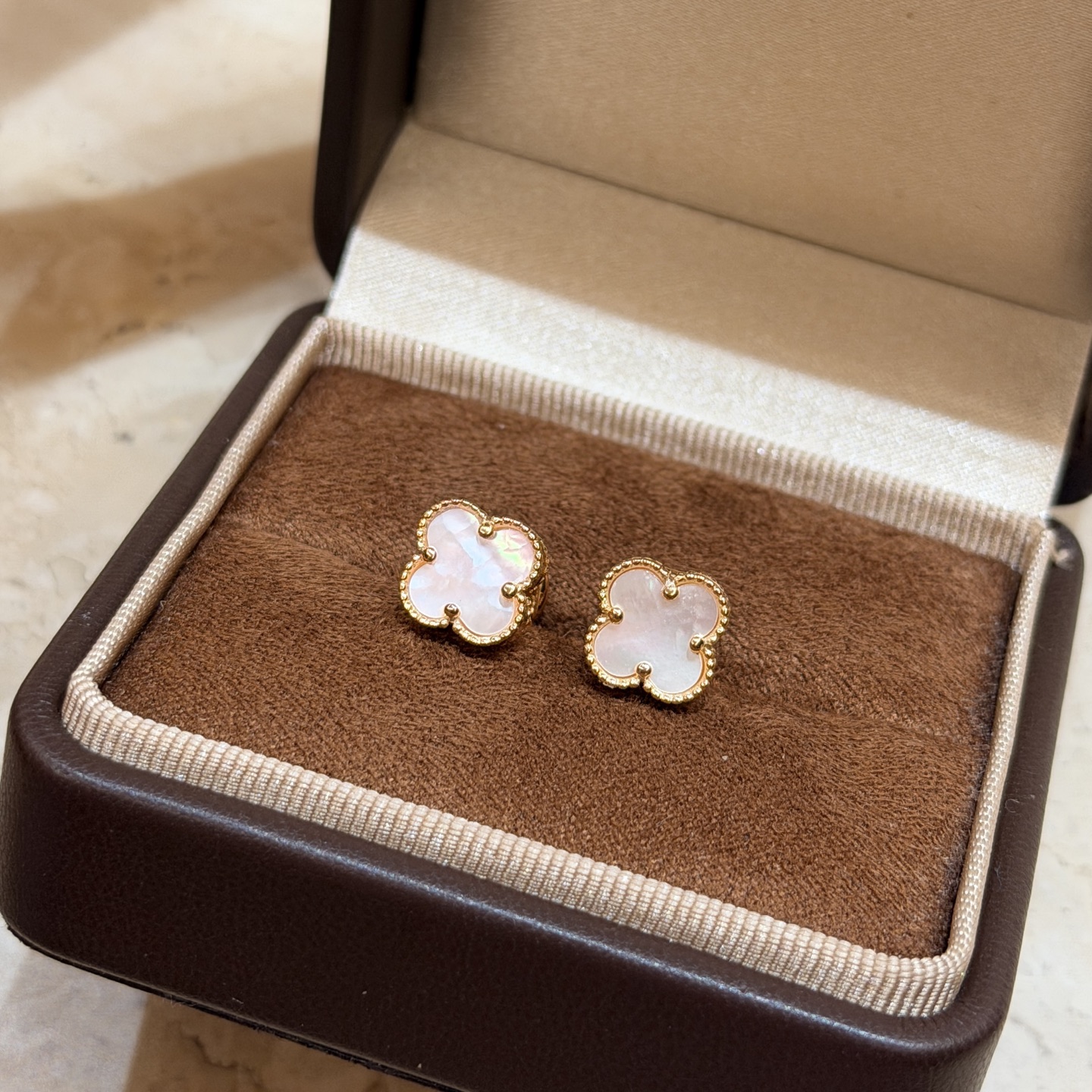 V*n Cl**f &Arpels Earring