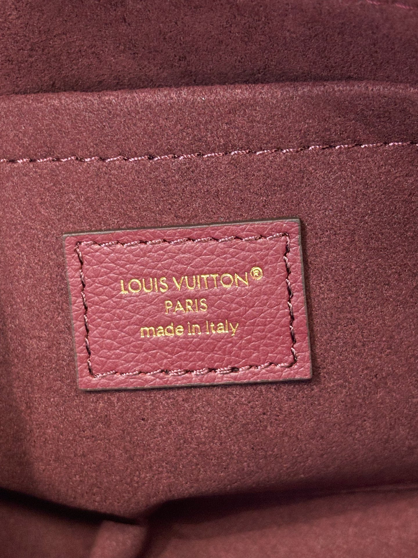LV Saint Germain BB Monogram Canvas - Handbags M26398-24x17x9CM