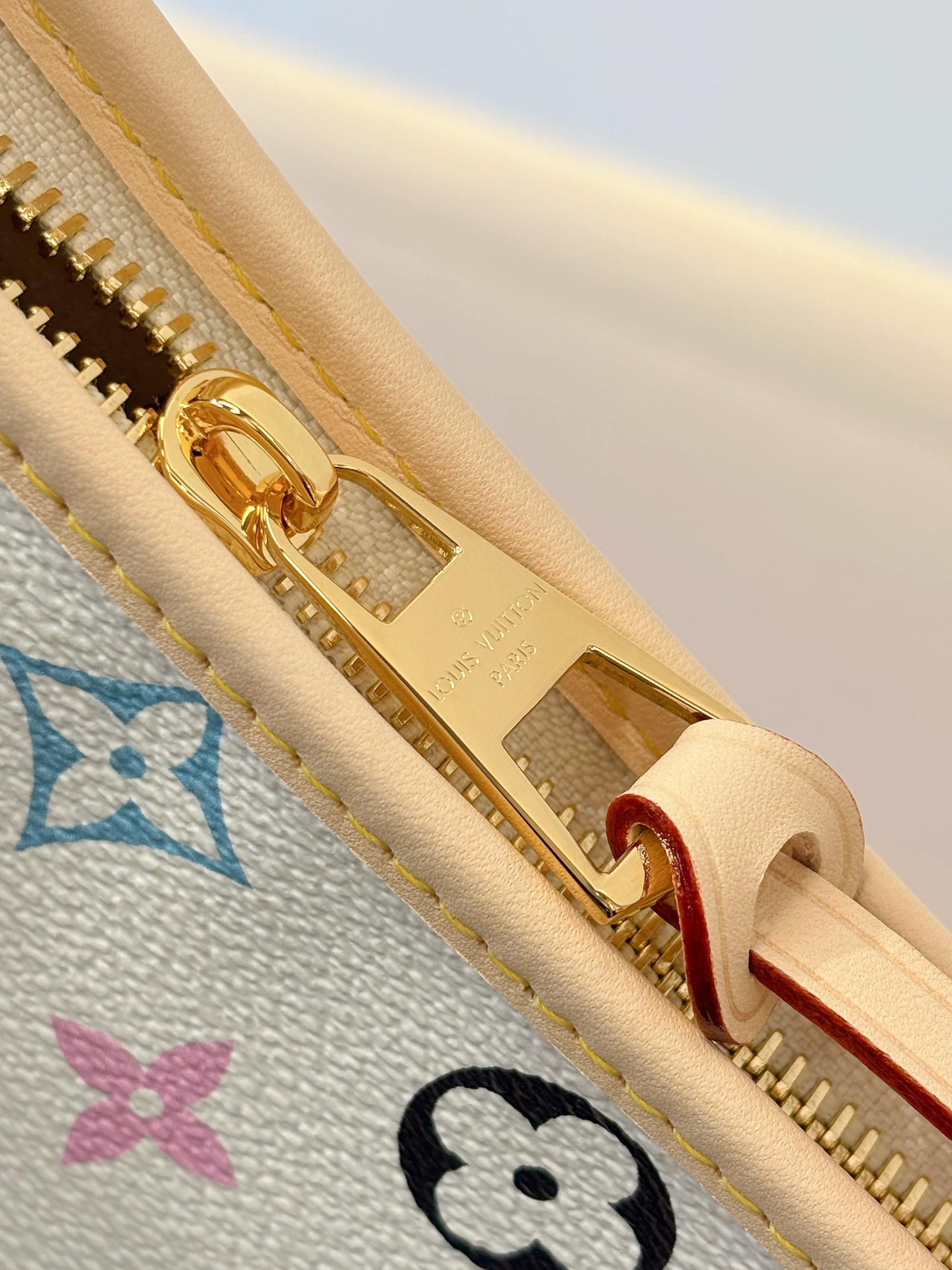 L0vis Vvtt0n Carryall East West-M27578-36x19x10CM